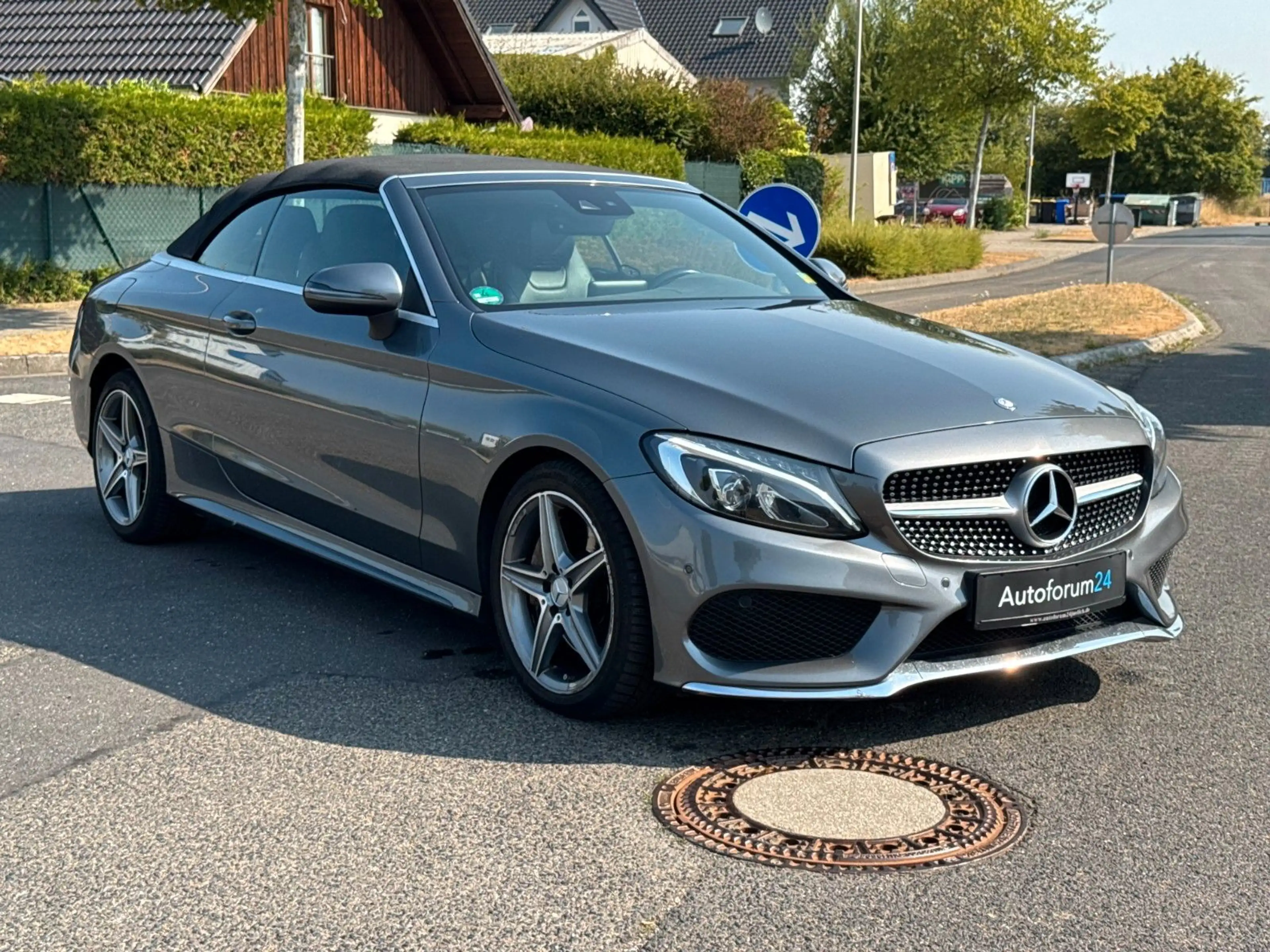 Mercedes-Benz C 250 d Cabrio AMG-Line *Autom.*Navi*PDC*SHZ* — photo 15