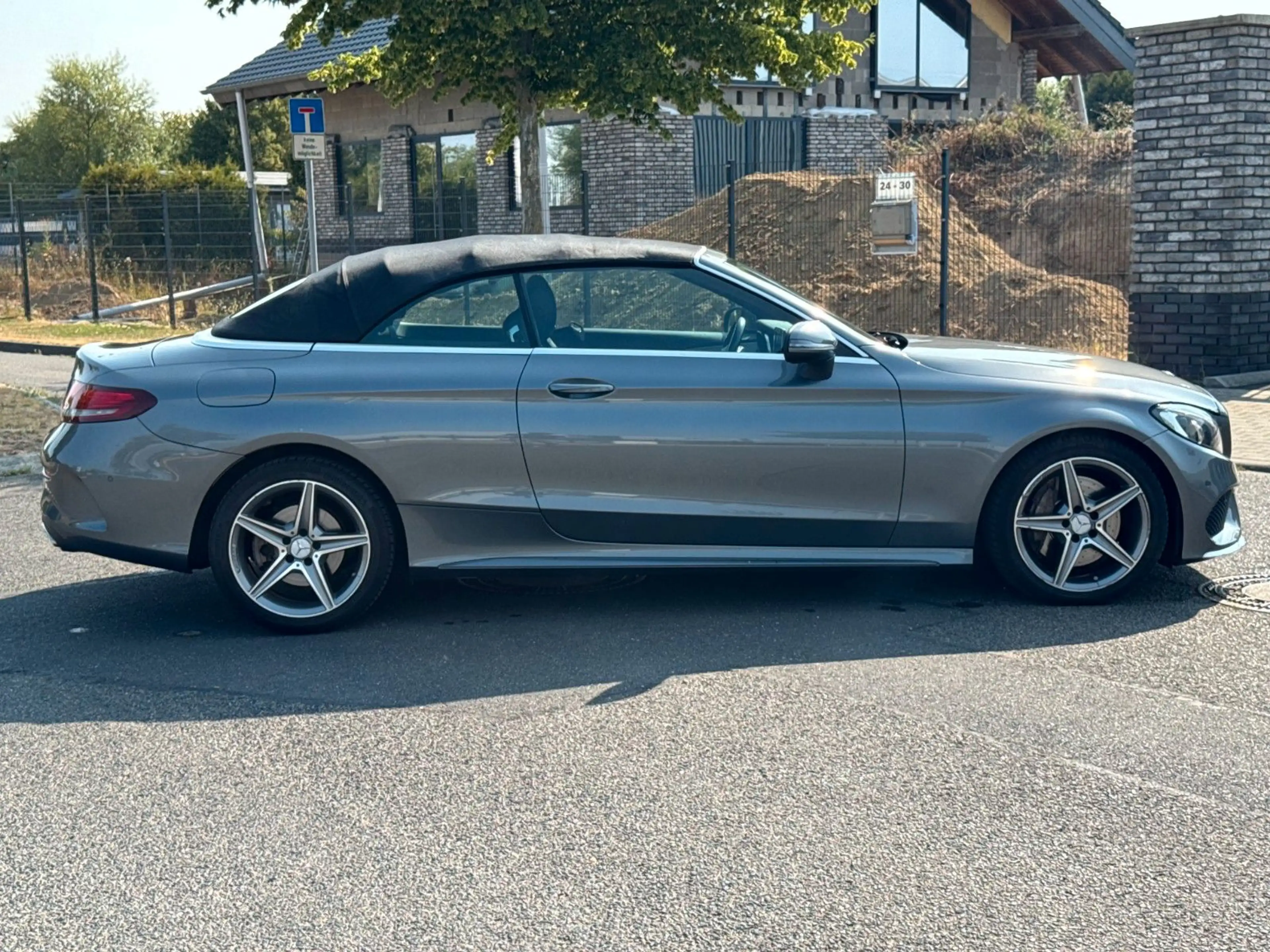 Mercedes-Benz C 250 d Cabrio AMG-Line *Autom.*Navi*PDC*SHZ* — photo 14