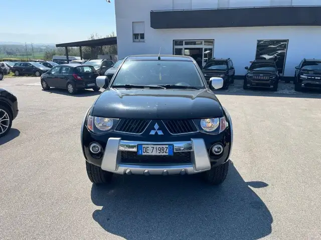 Mitsubishi L200 2.5 DI-D/136CV Double Cab Intense