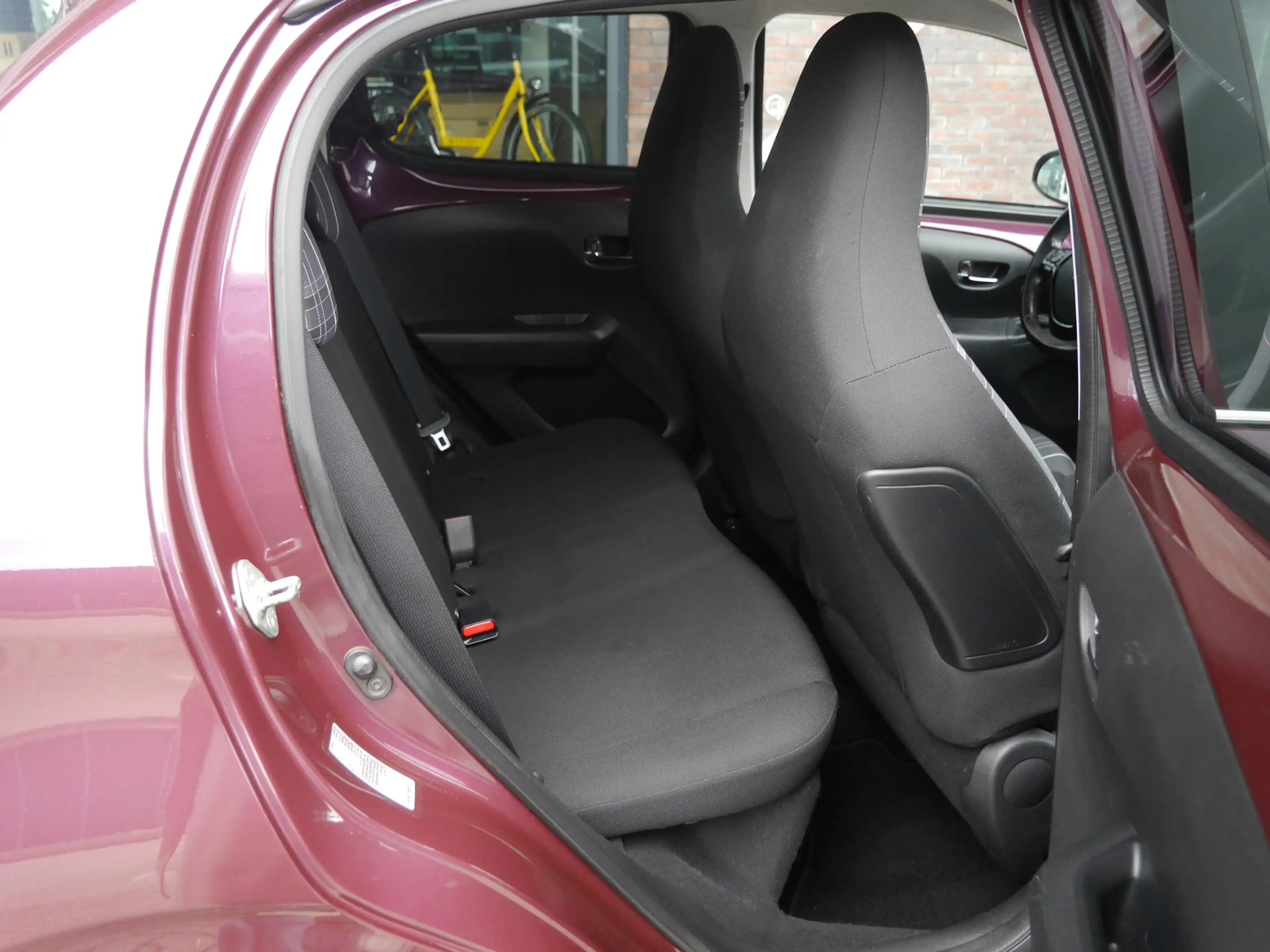 Peugeot 108 1.2 Puretech Allure Lichtmetalen velgen | Getint g — photo 8
