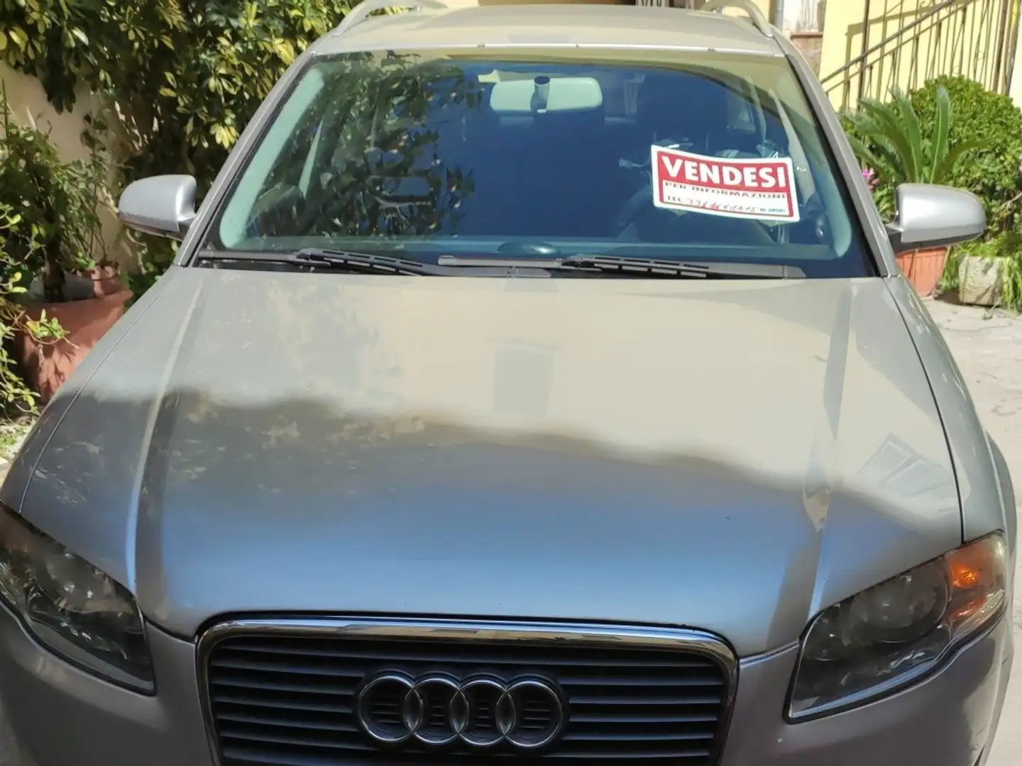 Audi A4 Avant 2.0 tdi - 1