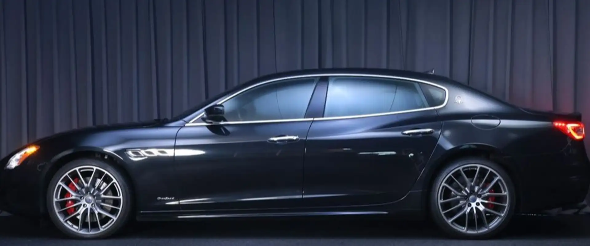 Maserati Quattroporte GTS Aut. Negro - 2