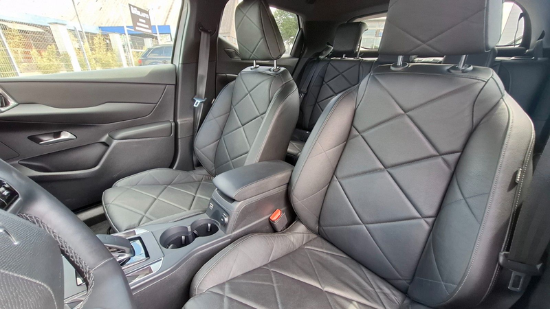DS Automobiles DS 3 DS 3 Crossback E-Tense NAVI KAMERA SHZ LEDER — photo 10