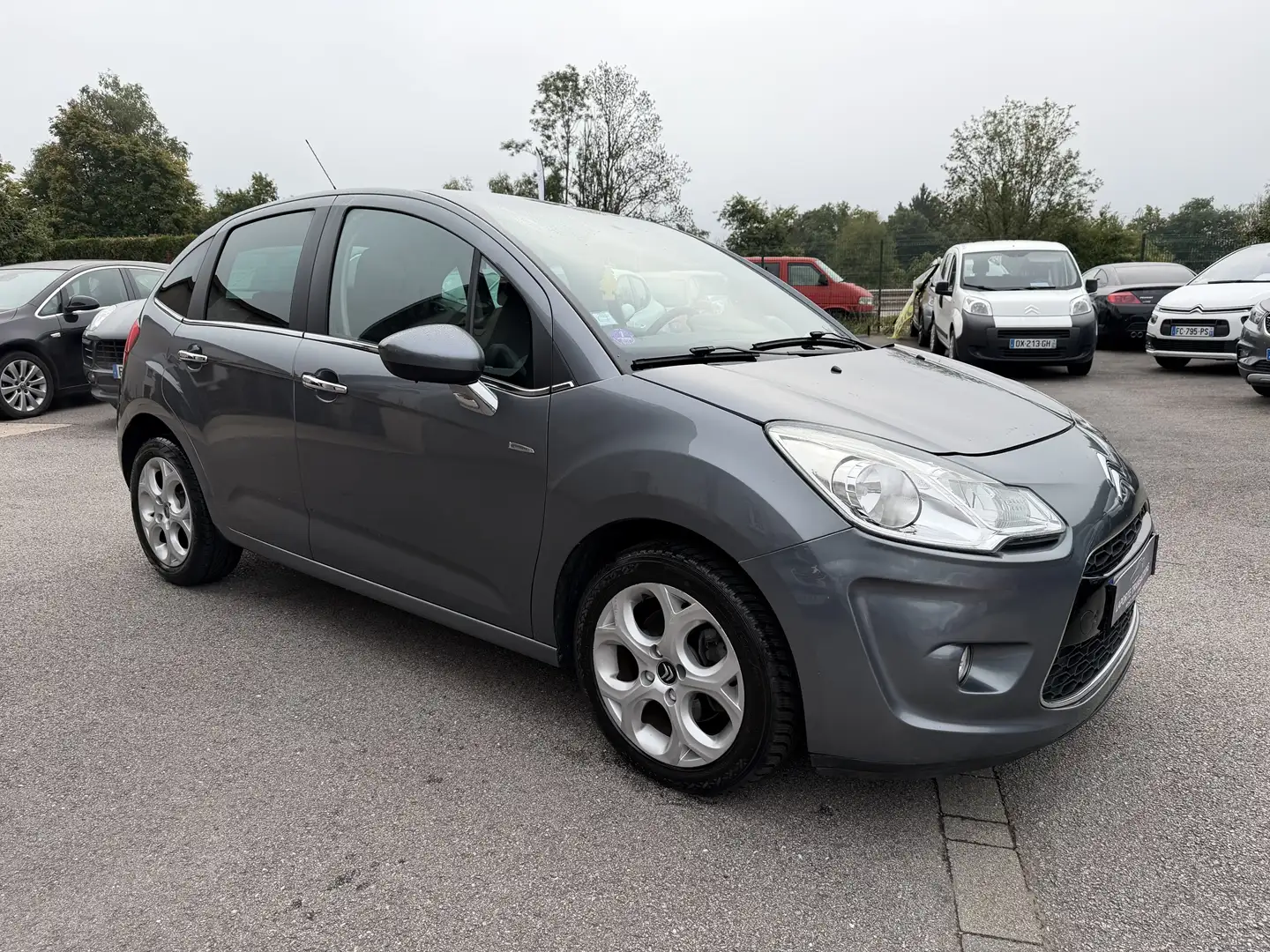 Citroen C3 1.6 VTI EXCLUSIVE Gris - 2