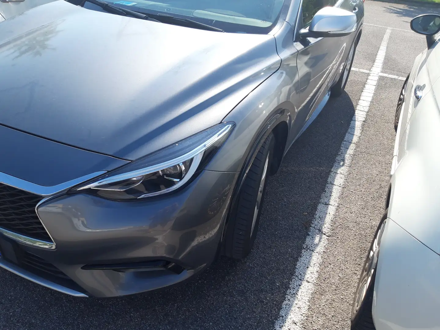 Infiniti Q30 Q30 1.5d Business Executive 109cv dct Grigio - 2