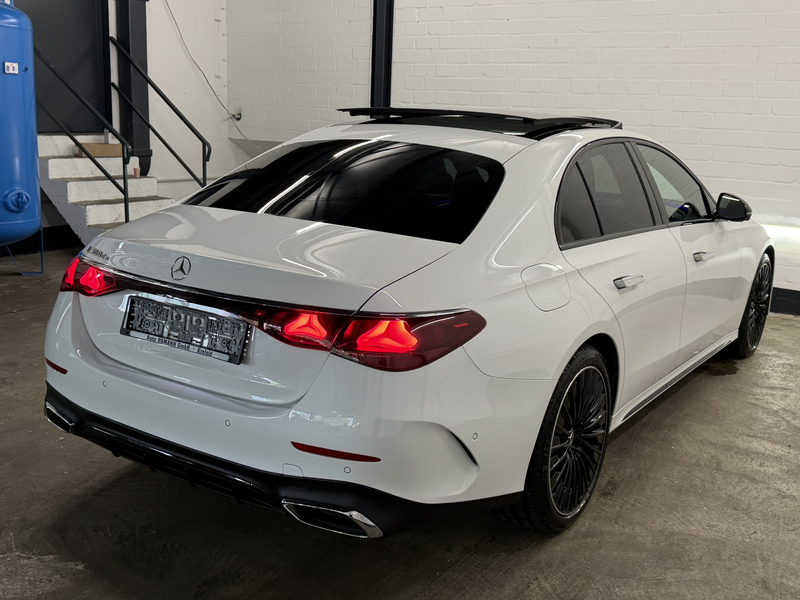 Mercedes-Benz E 300 de AMG P. MBUX-Superscreen DIGIL. NP:105T€ — photo 32