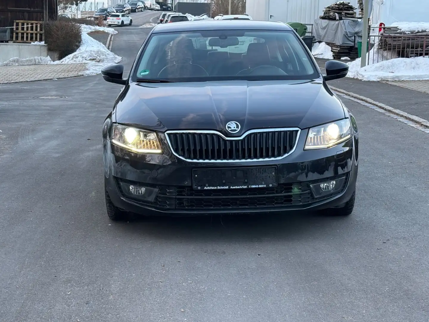Skoda Octavia 2.0 TDI 150 PS Lim. Elegance Schwarz - 2