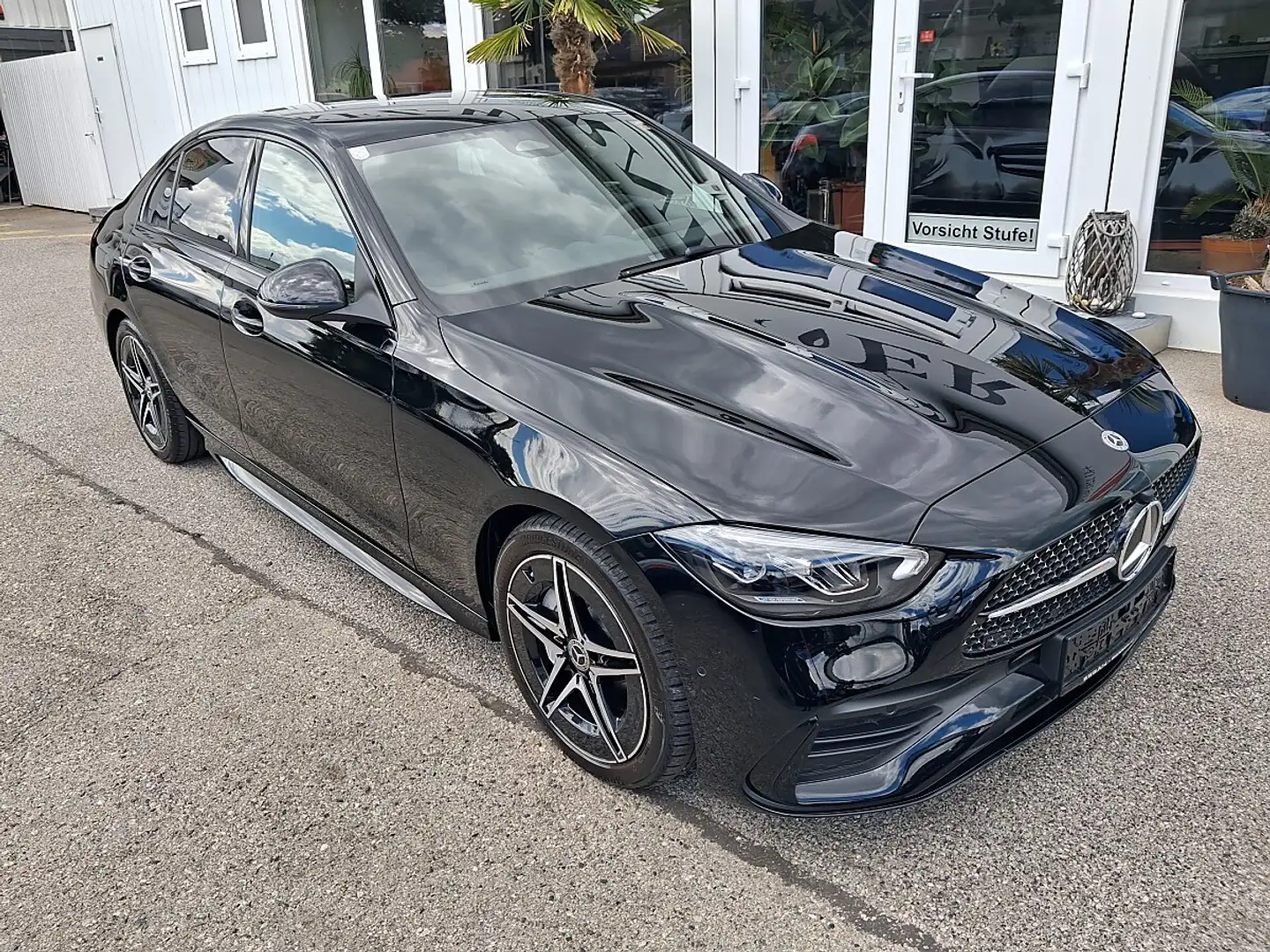 Mercedes-Benz C 200 d Aut. *AMG* Schwarz - 2