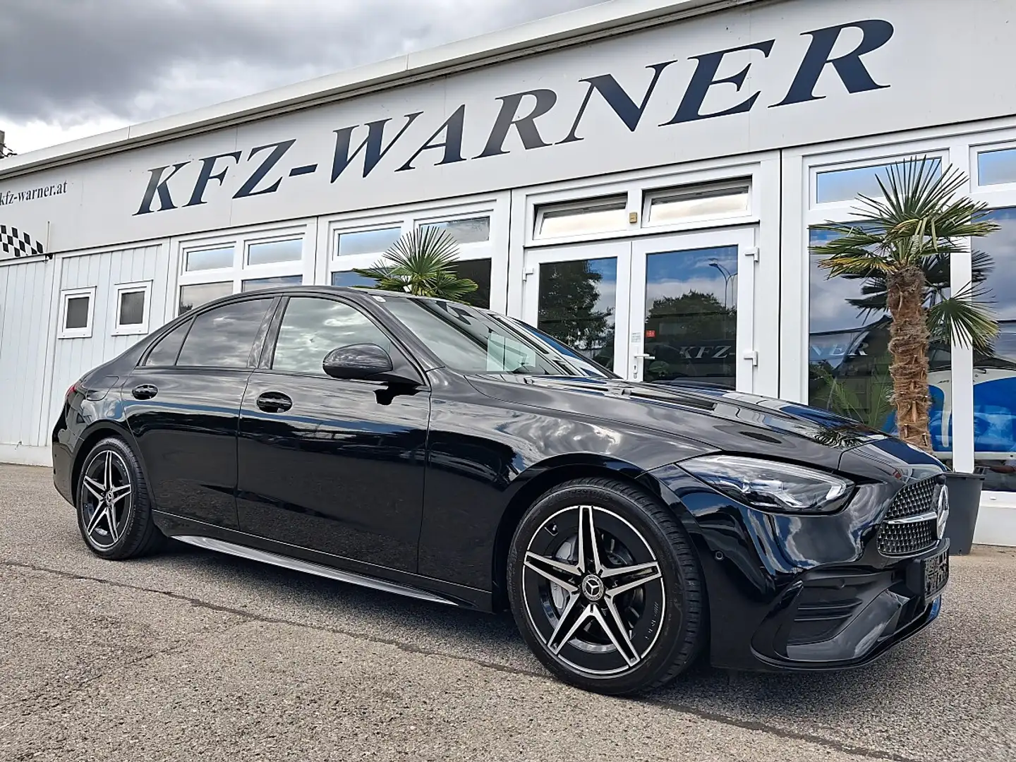 Mercedes-Benz C 200 d Aut. *AMG* Schwarz - 1