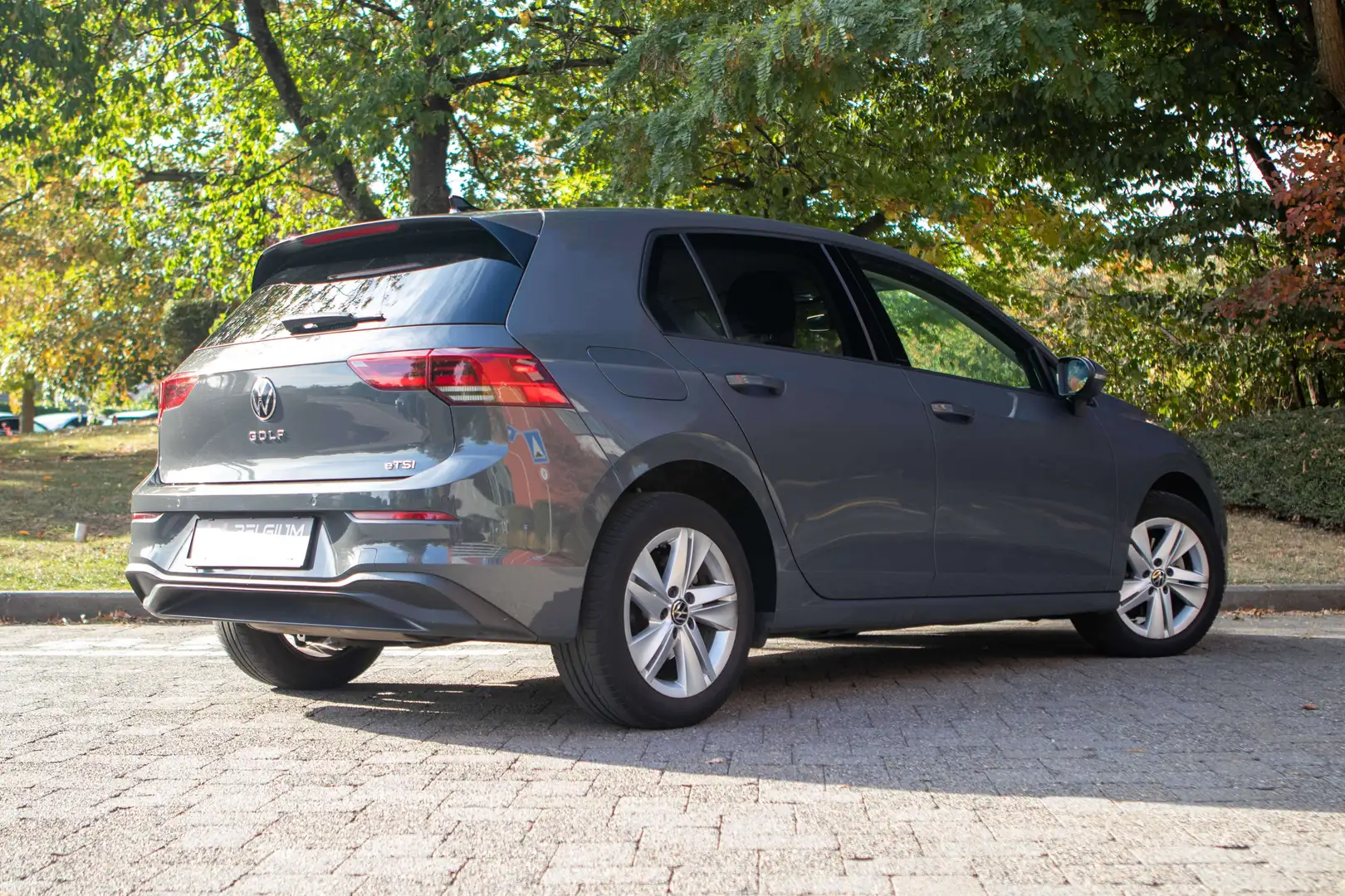 Volkswagen Golf - 1.0 eTSI - Life DSG - Carplay - LED - ACC - TVA Grau - 2