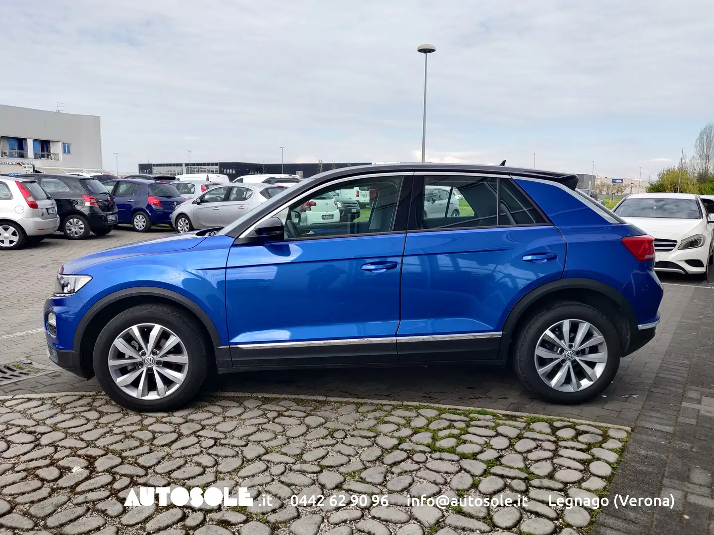 Volkswagen T-Roc 1.0 TSI Style 110cv Blau - 2