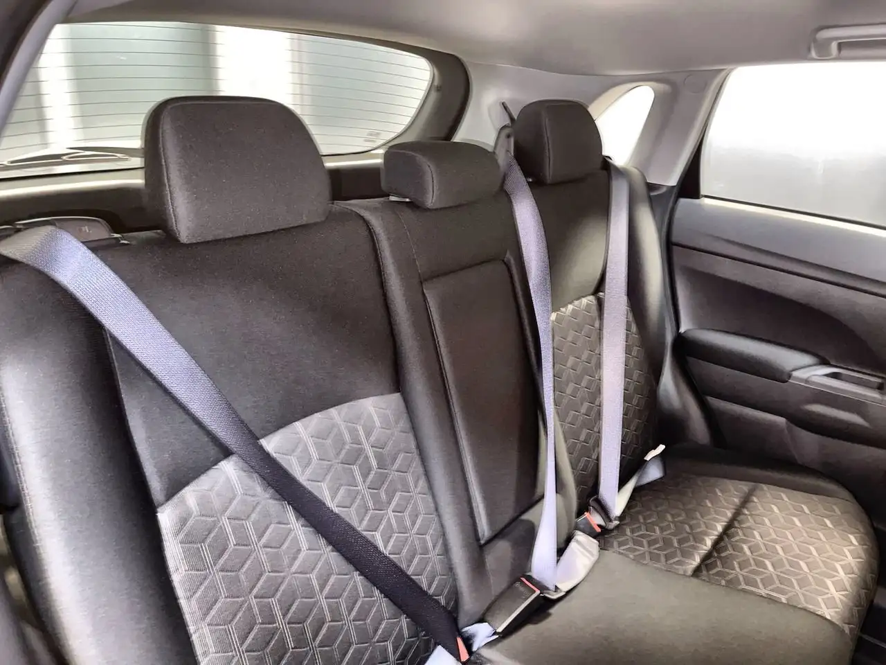 Mitsubishi RVR снимка Mitsubishi RVR