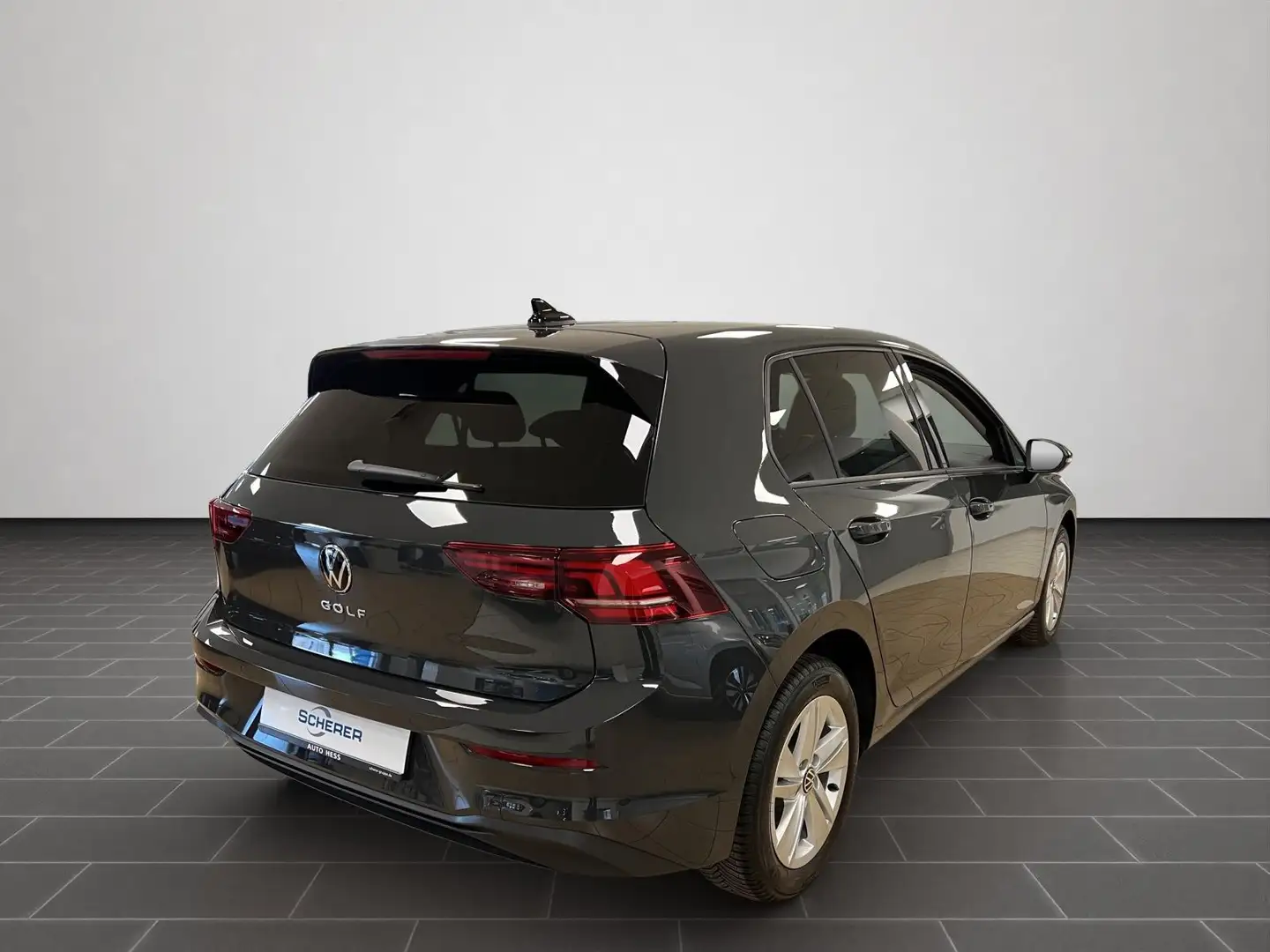 Volkswagen Golf VIII 1.5 TSI Life SHZ PDC APP 'LANE ASSIST' Gris - 2