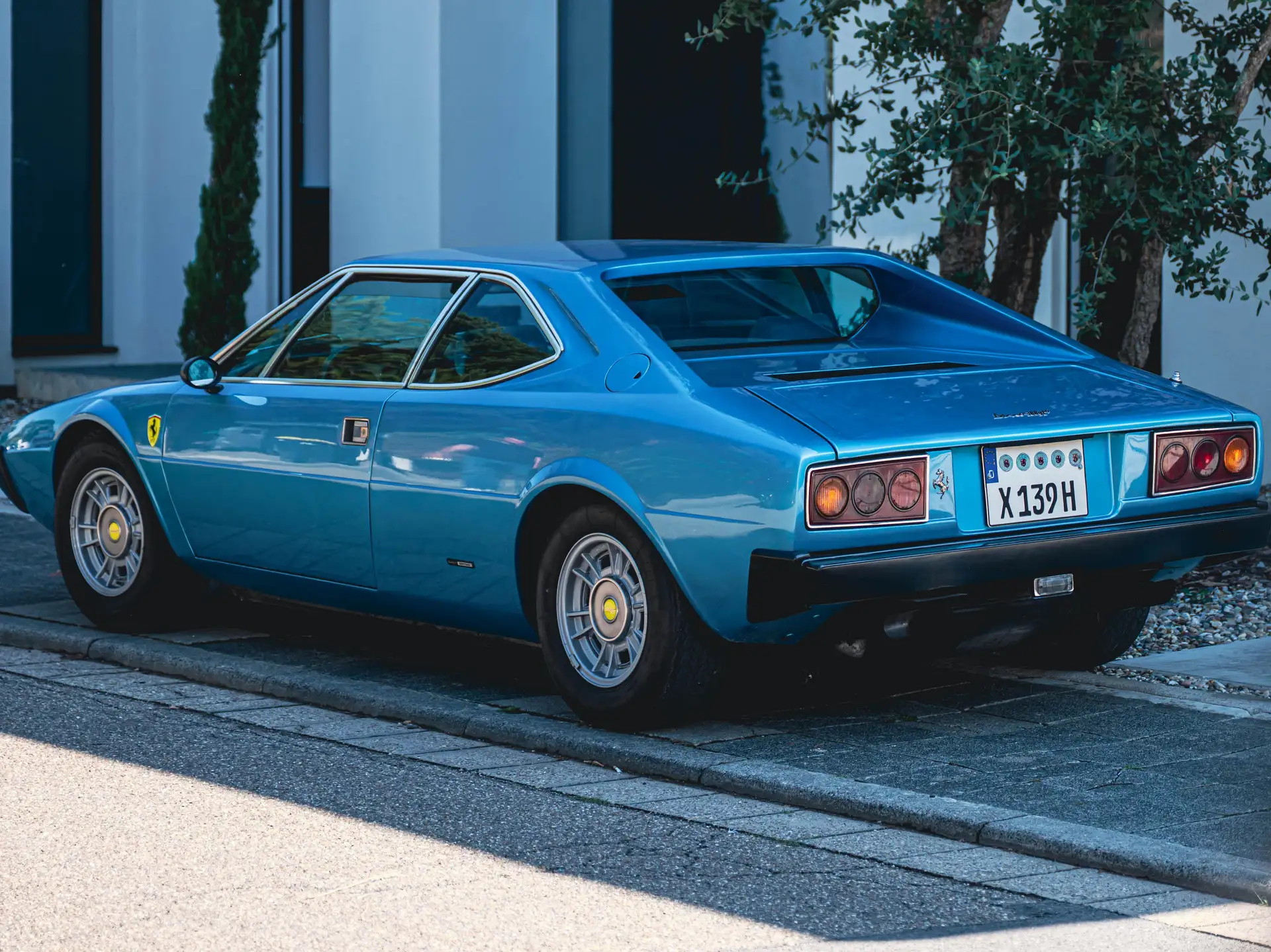 페라리 Dino GT 1975 파랑 사진 2