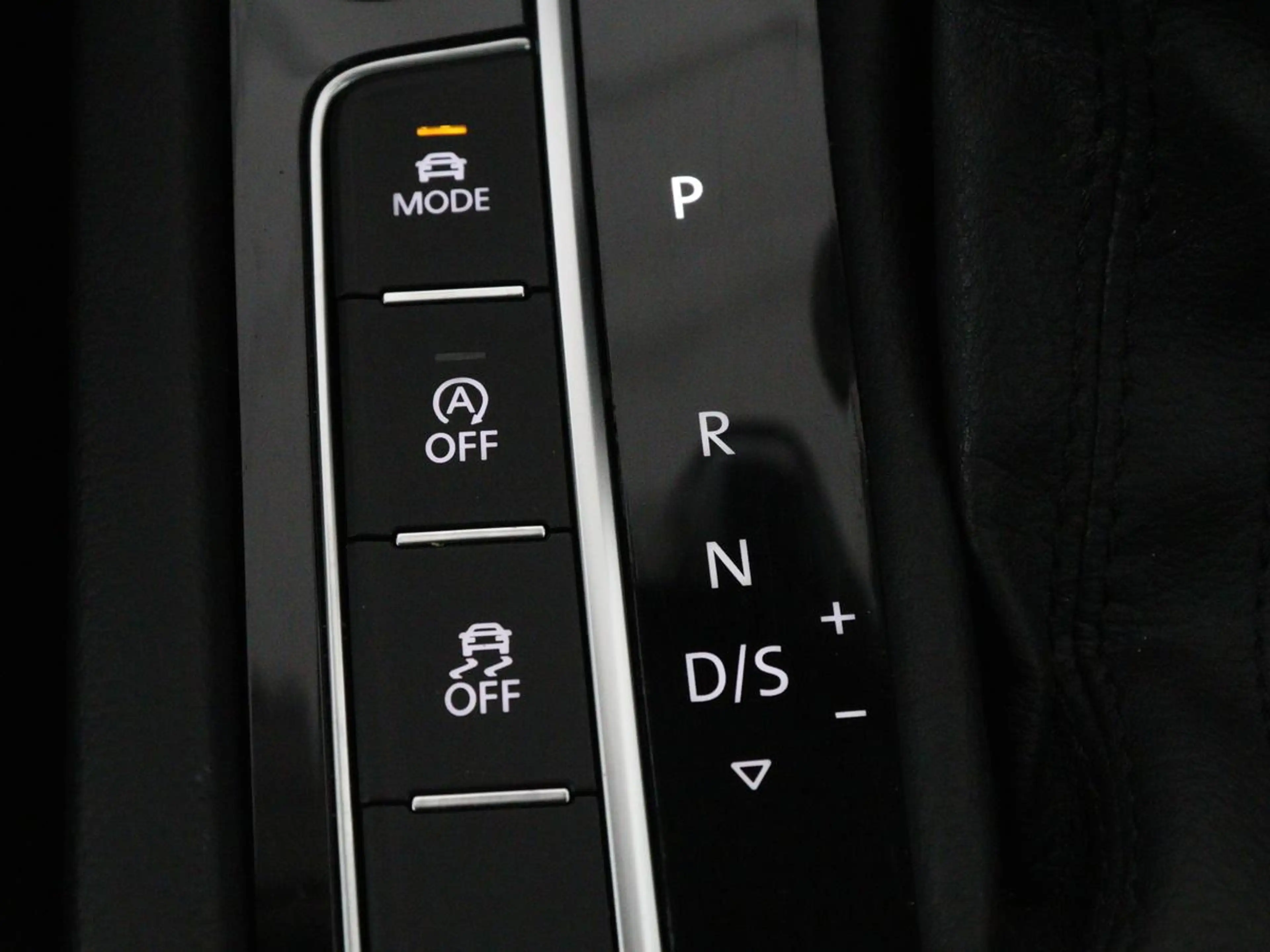 Volkswagen Passat Variant 2.0 TSI 4Motion Highline HANDEL/EXPORT | Panoramad — photo 30