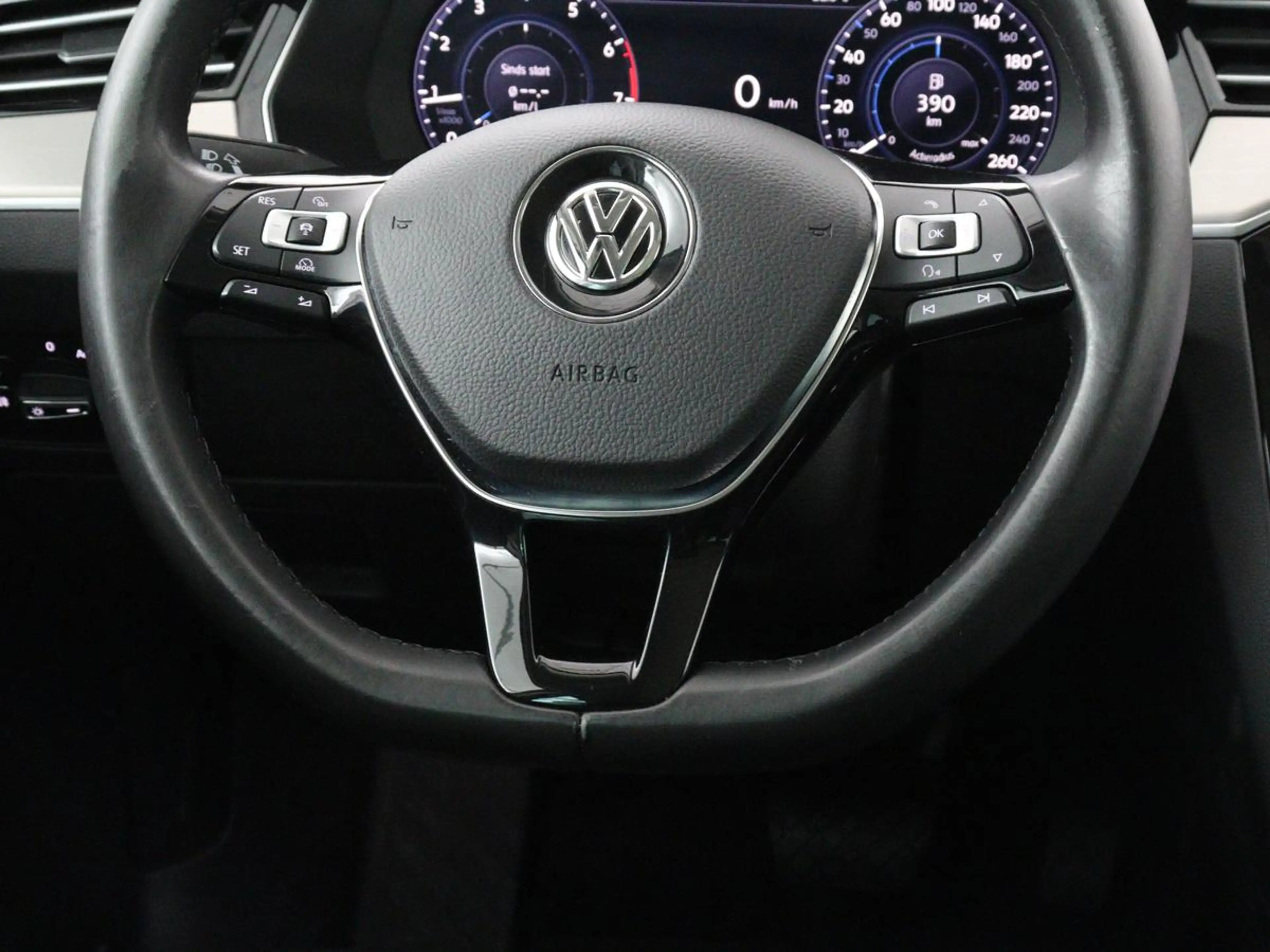 Volkswagen Passat Variant 2.0 TSI 4Motion Highline HANDEL/EXPORT | Panoramad — photo 10