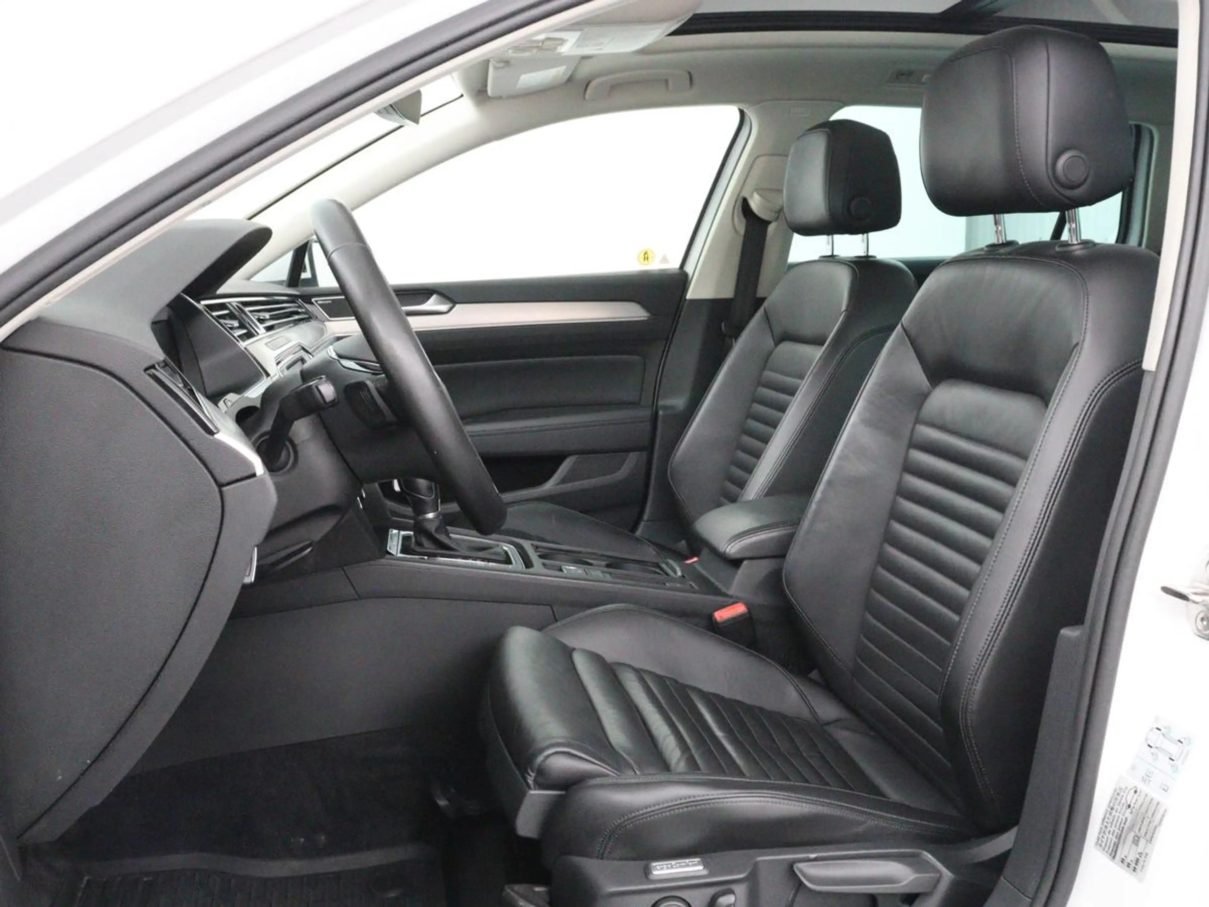 Volkswagen Passat Variant 2.0 TSI 4Motion Highline HANDEL/EXPORT | Panoramad — photo 8