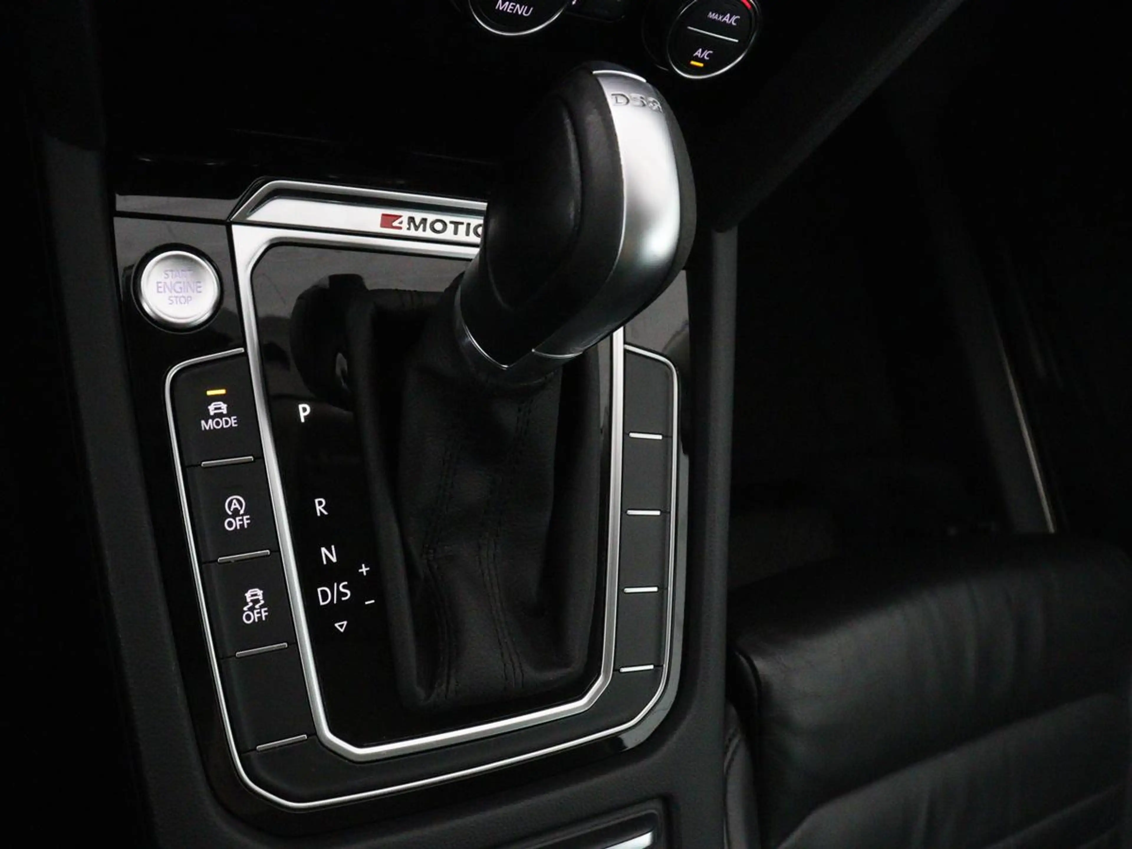 Volkswagen Passat Variant 2.0 TSI 4Motion Highline HANDEL/EXPORT | Panoramad — photo 23