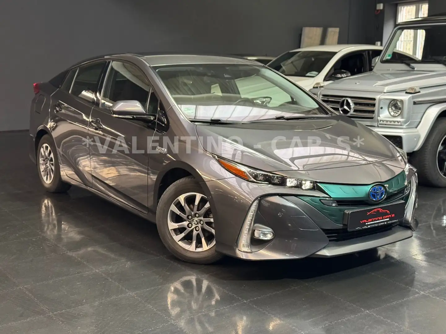 Toyota Prius Plug-in Hybrid Comfort Navi/Kam/Bi-LED/HuD Grey - 1