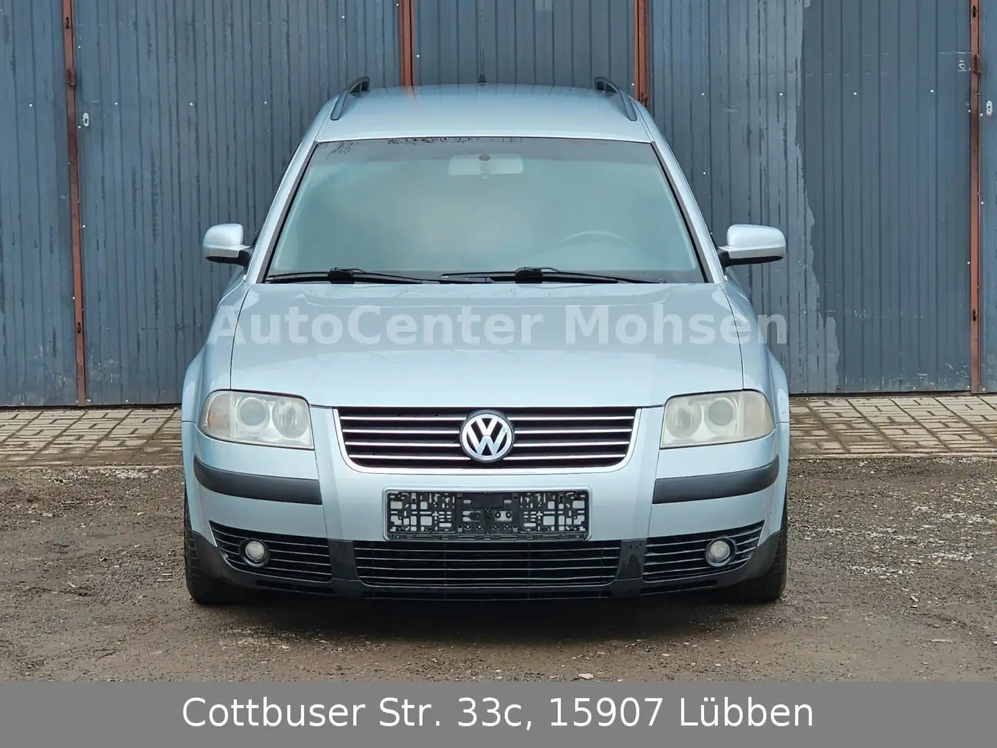 Volkswagen Passat Variant Trendline (Nr. 104) Silber - 2