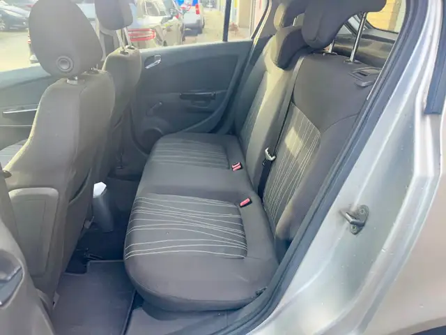 Opel Corsa view 12