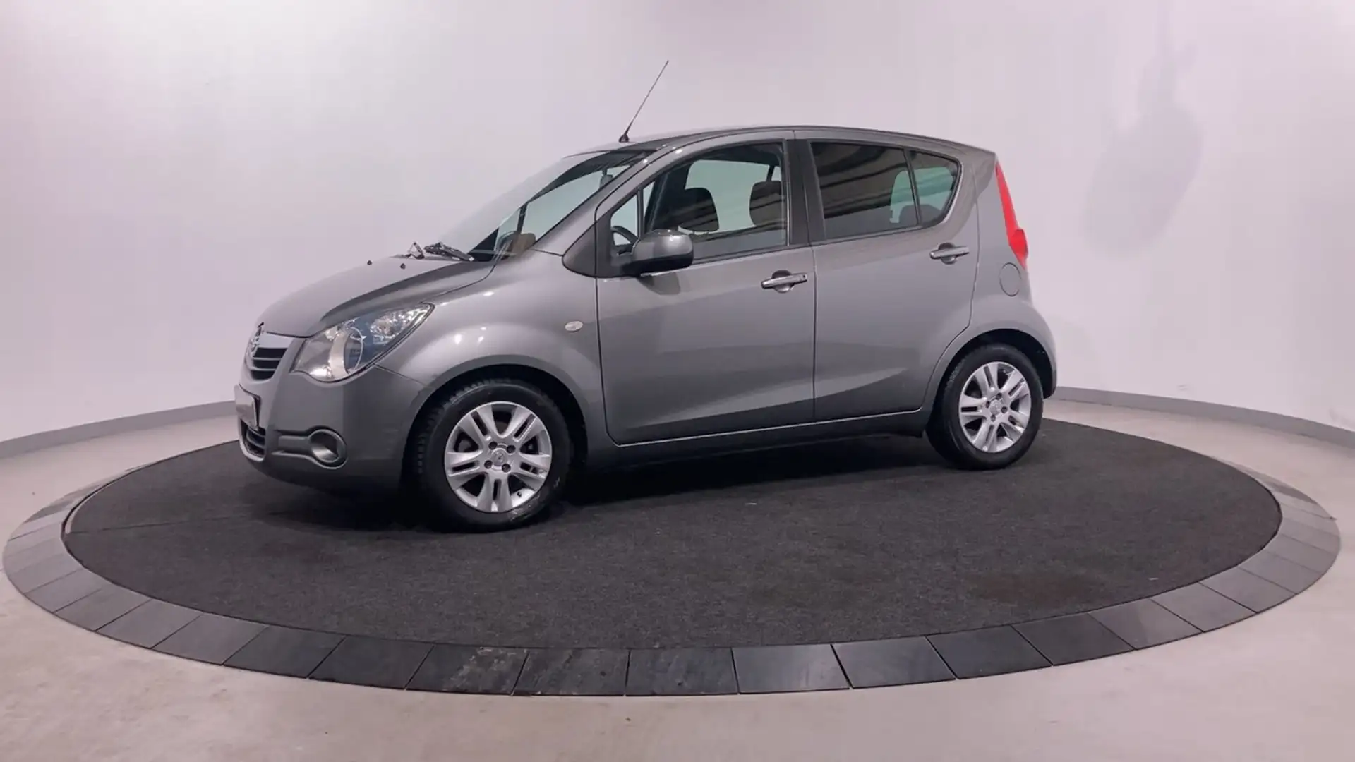 Opel Agila 1.2 Benzine/Airco Grau - 2