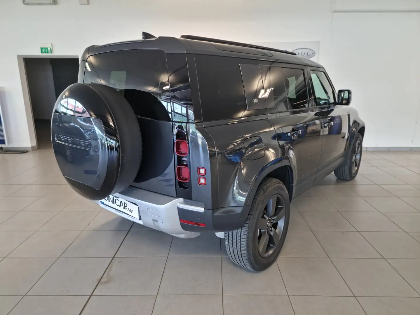 Land Rover Defender Defender 110 3.0d i6 mhev SE awd 200cv auto Gris - 2
