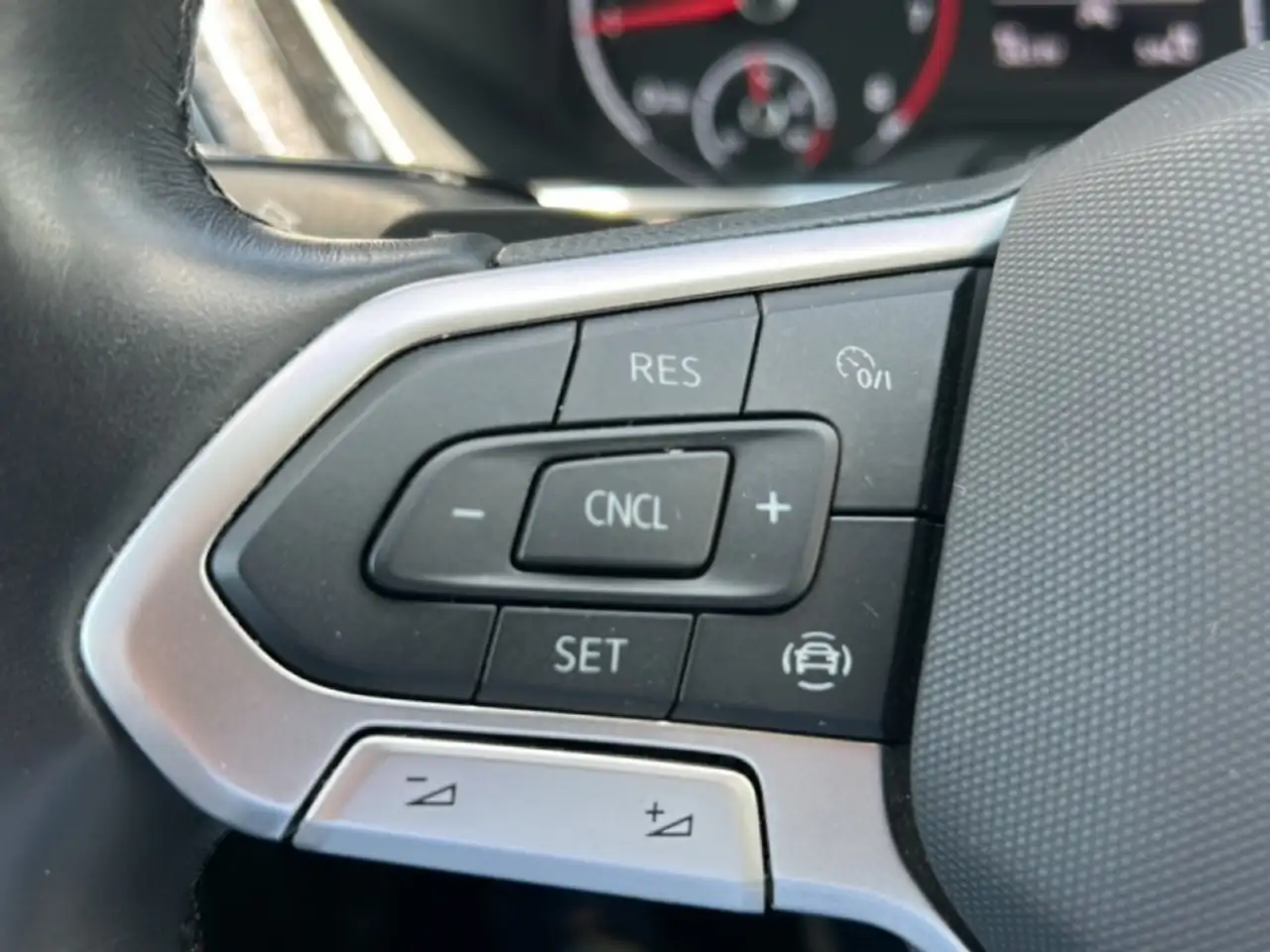 Volkswagen T-Cross 1.0 TSI DSG STYLE PDC/CLIMA/LED/STOELVERW/CARPLAY, миниатюра 16