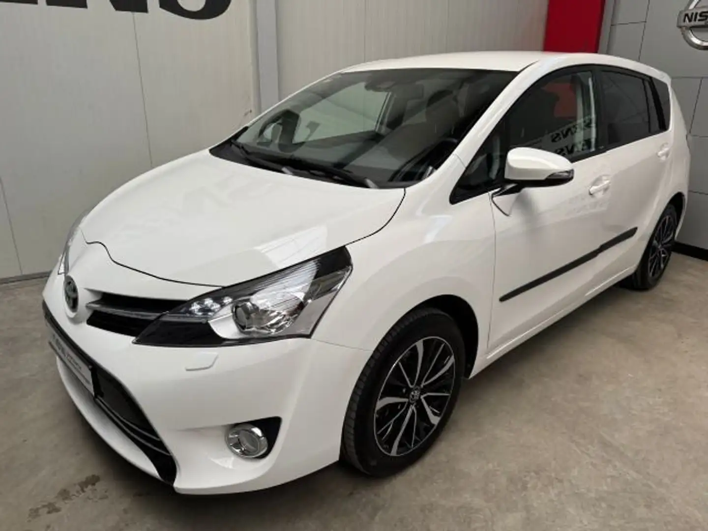 Toyota Verso 1.8 Edition S+ 5-Sitzer *R-Kamera; Sitzhei White - 2