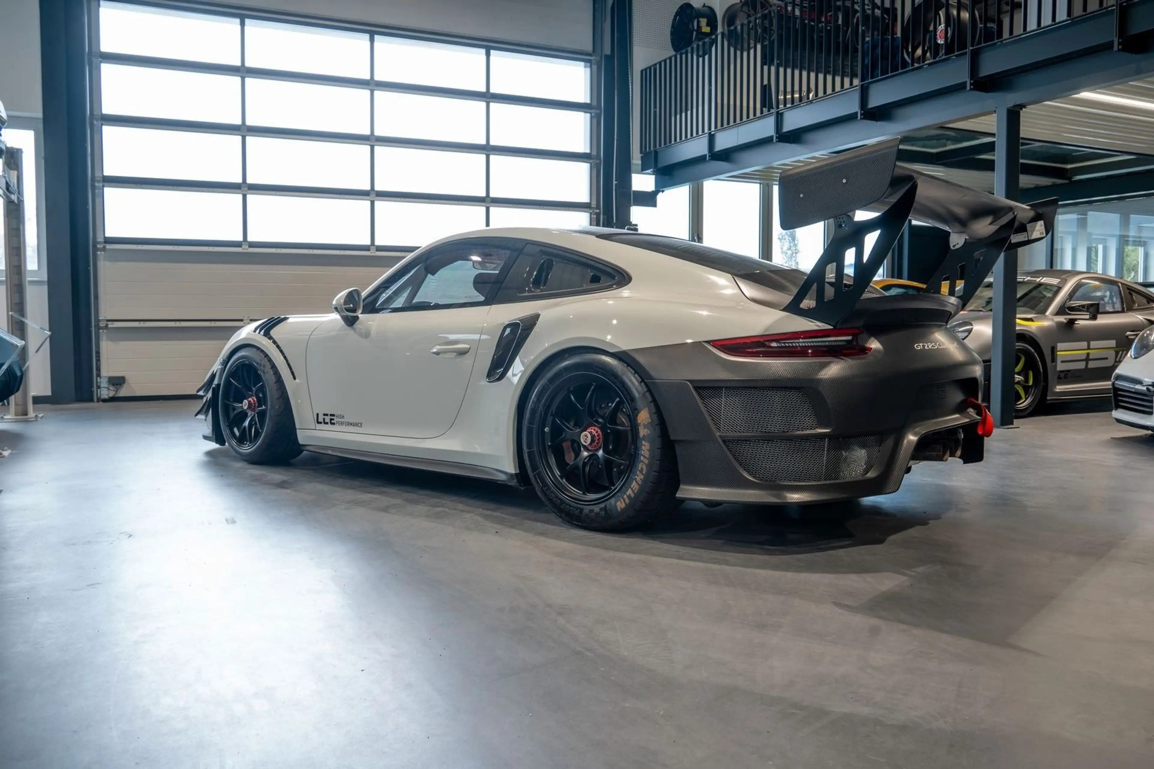 Porsche 991 GT2 RS Clubsport #169 of 200 — photo 5