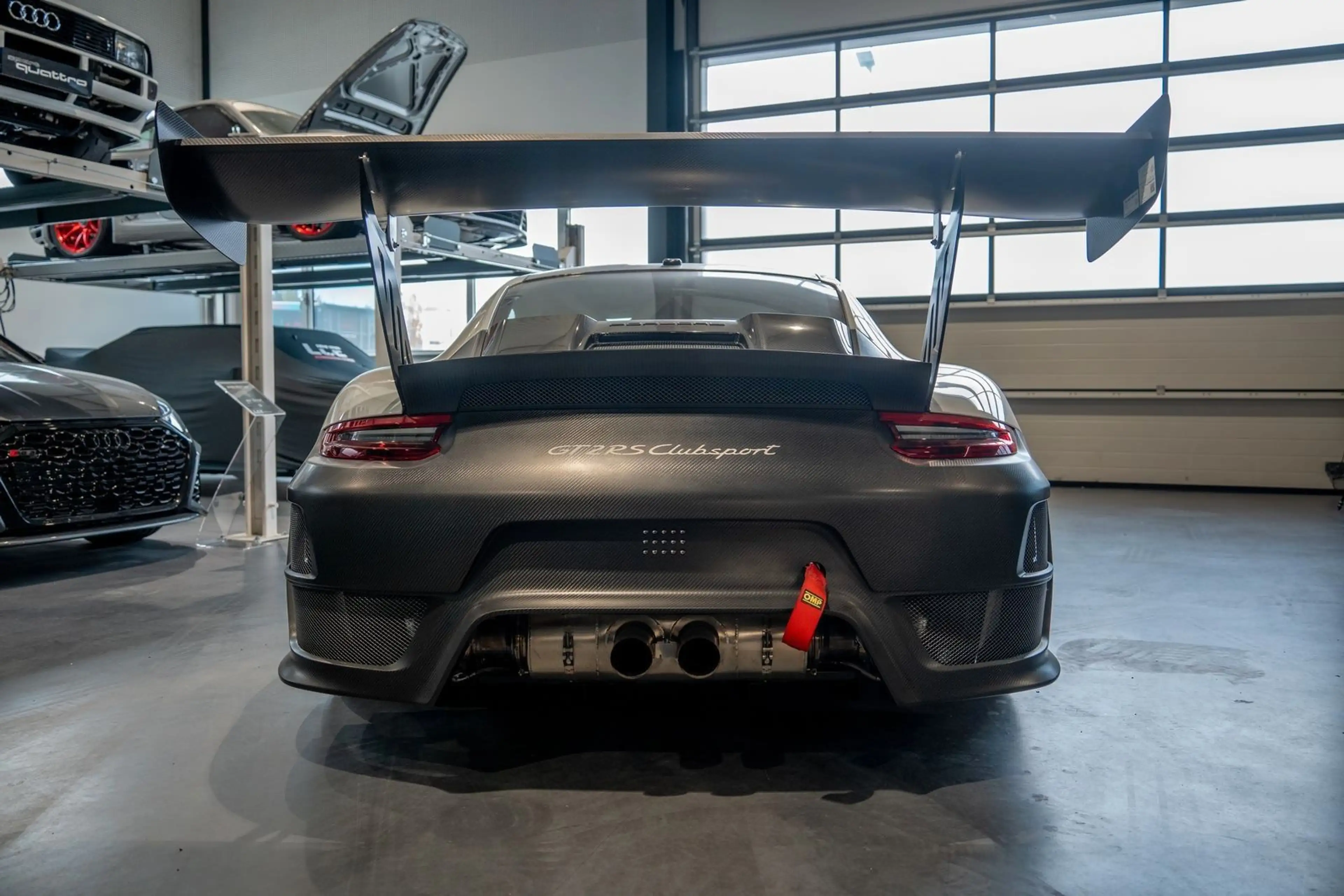 Porsche 991 GT2 RS Clubsport #169 of 200 — photo 11