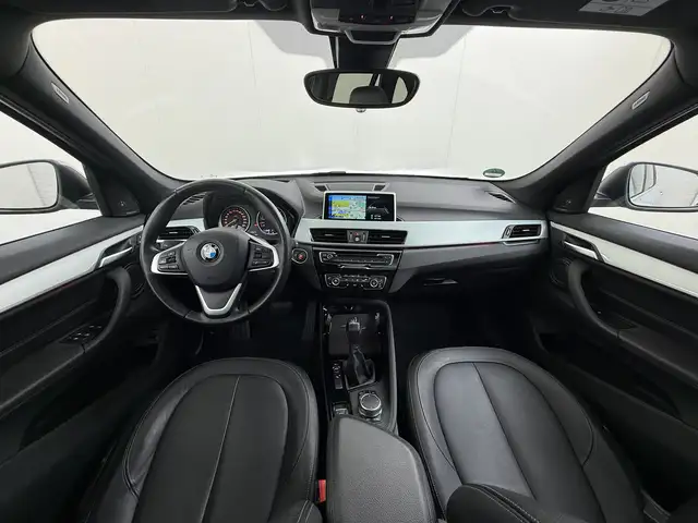 BMW X1 view 3