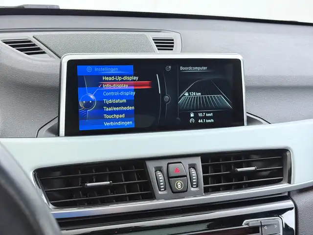 BMW X1 view 14