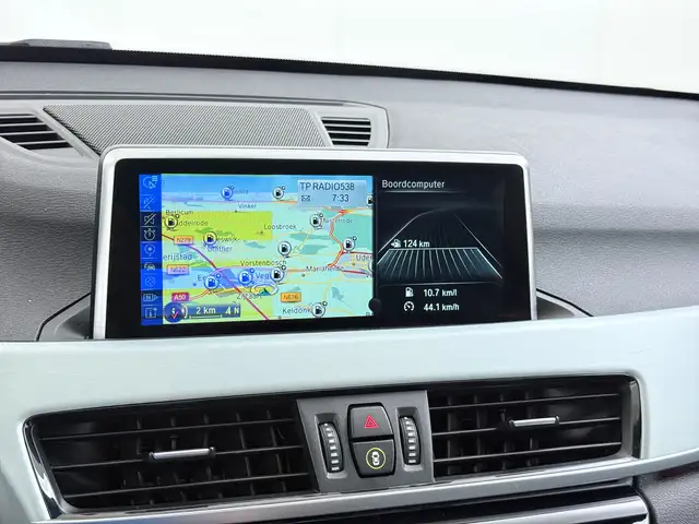 BMW X1 view 13