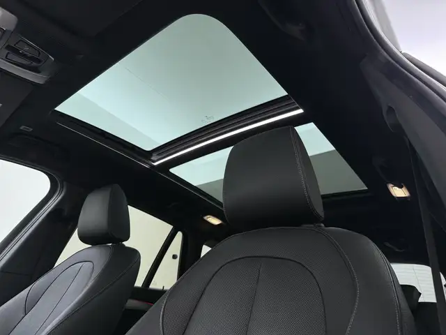 BMW X1 view 4