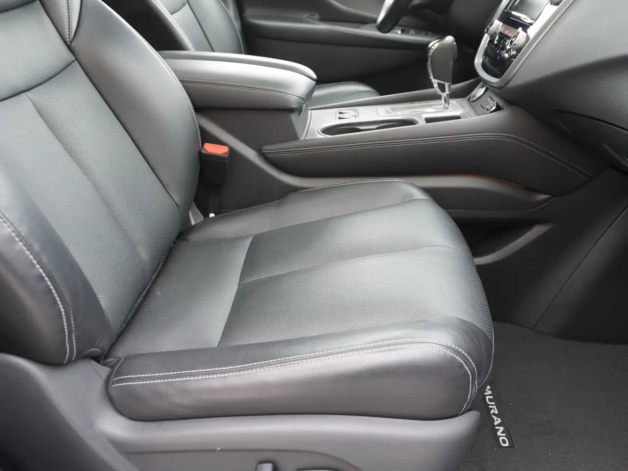 Nissan Murano снимка Nissan Murano