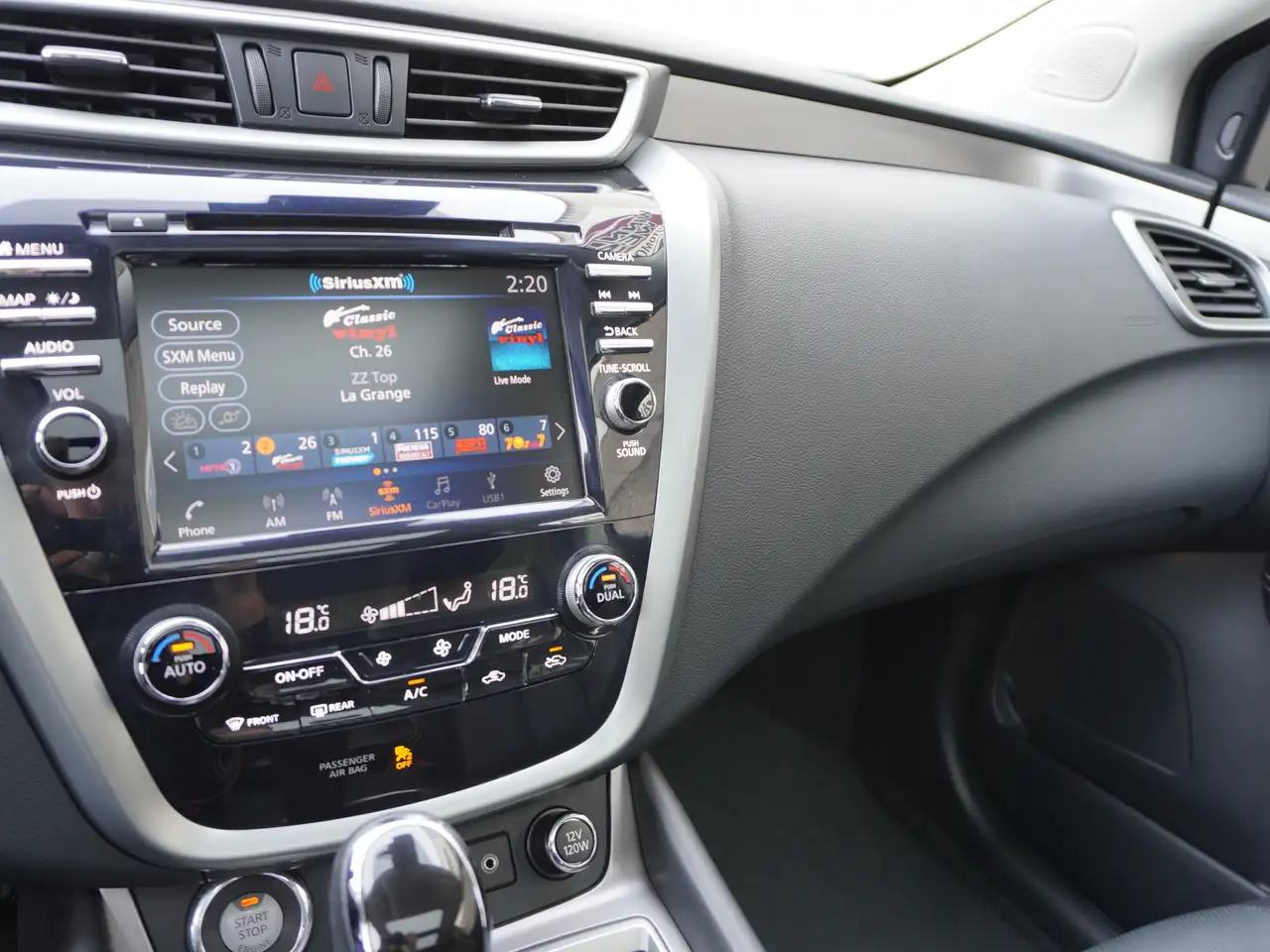 Nissan Murano снимка Nissan Murano