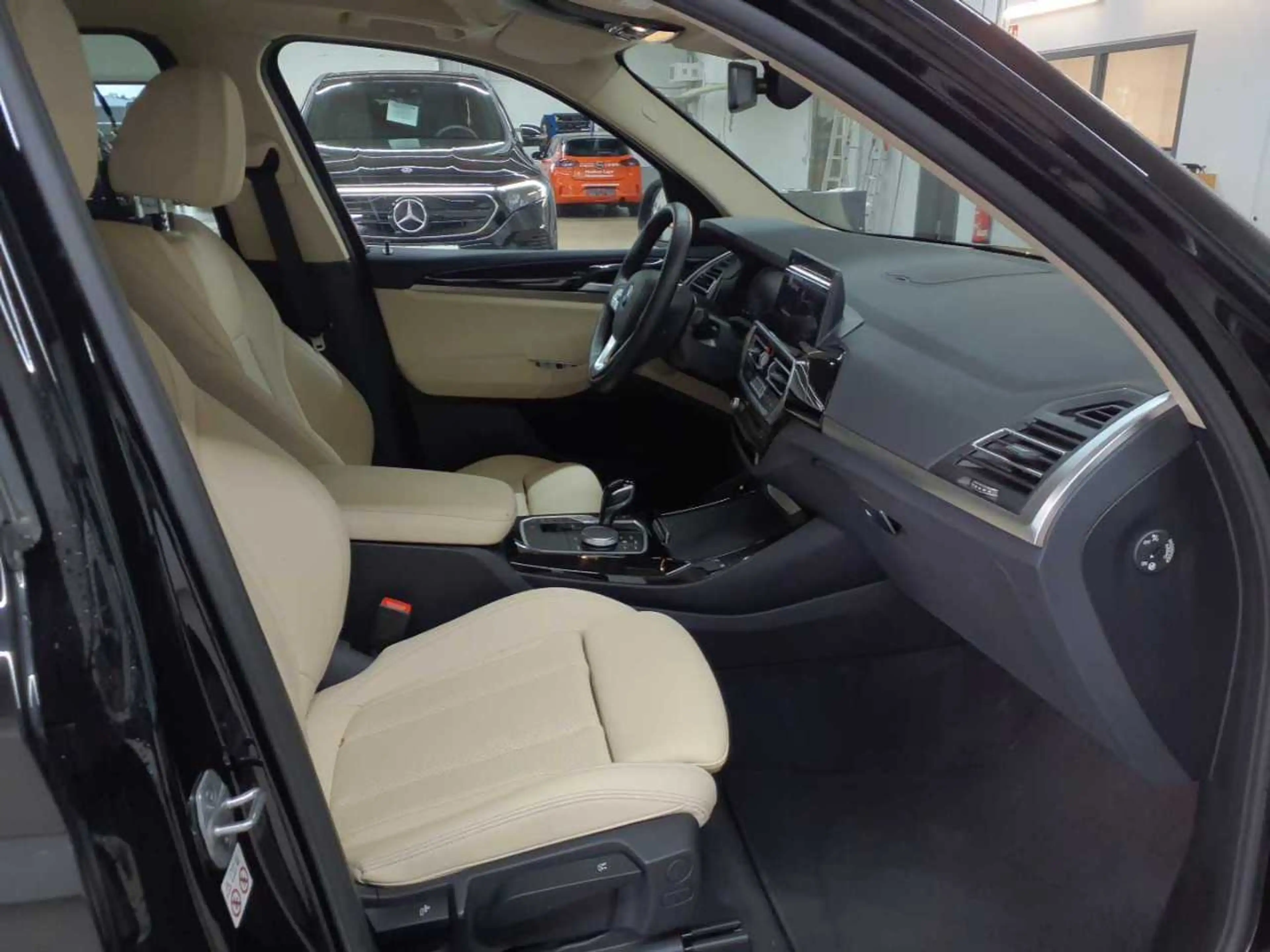 BMW X3 X3 xDrive20d Aut. Navi Leder LED — photo 8