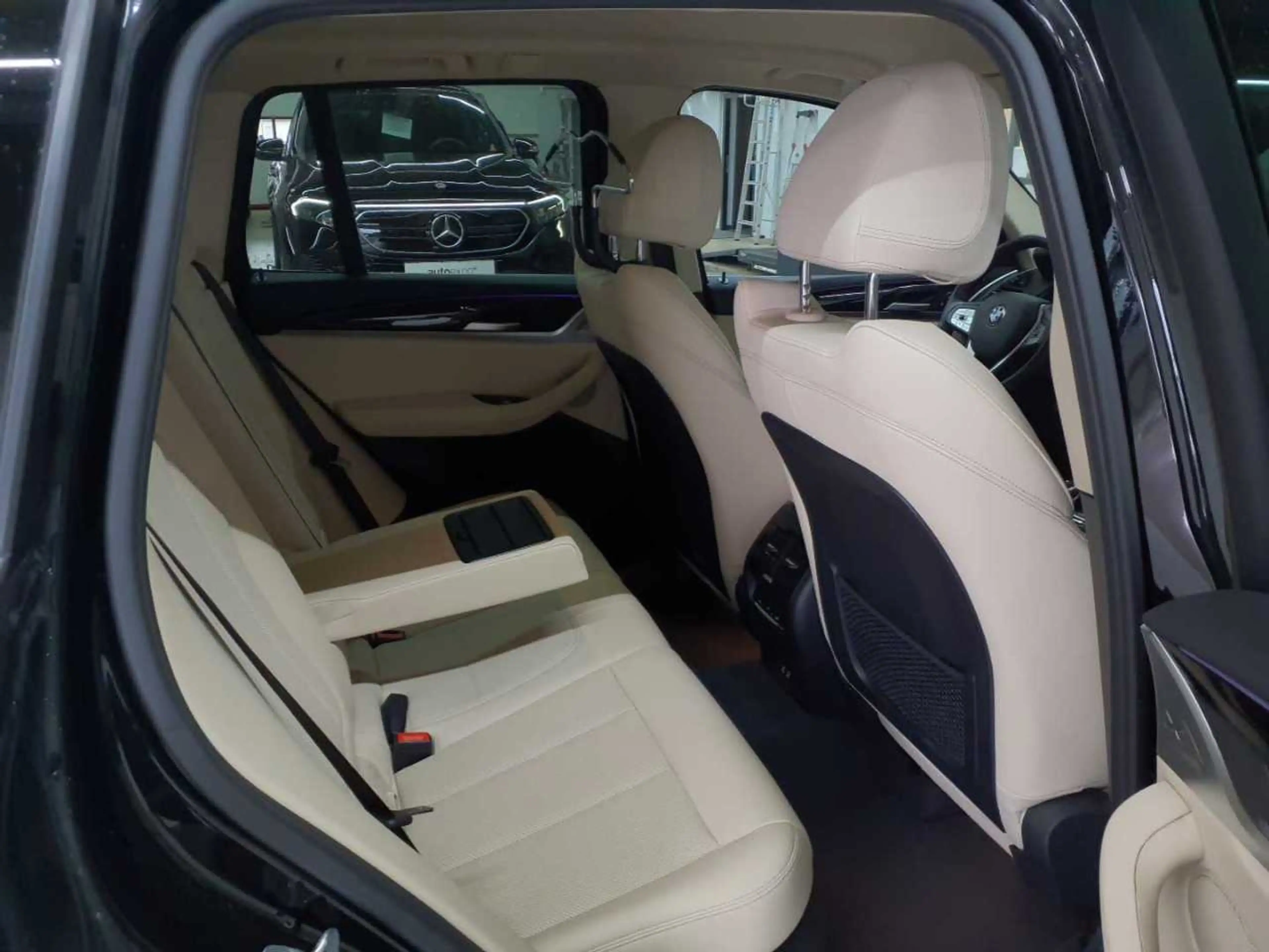 BMW X3 X3 xDrive20d Aut. Navi Leder LED — photo 14