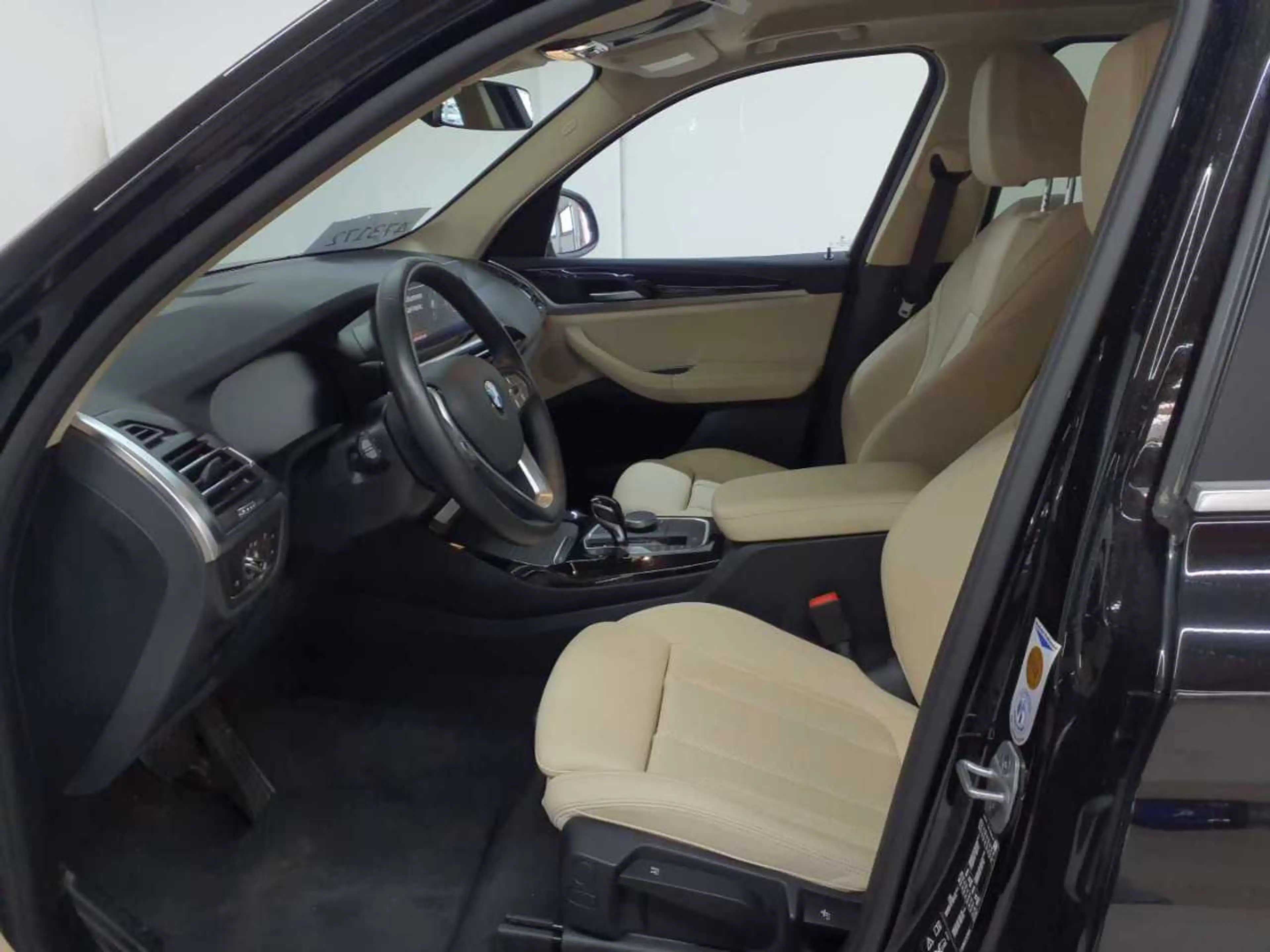 BMW X3 X3 xDrive20d Aut. Navi Leder LED — photo 7