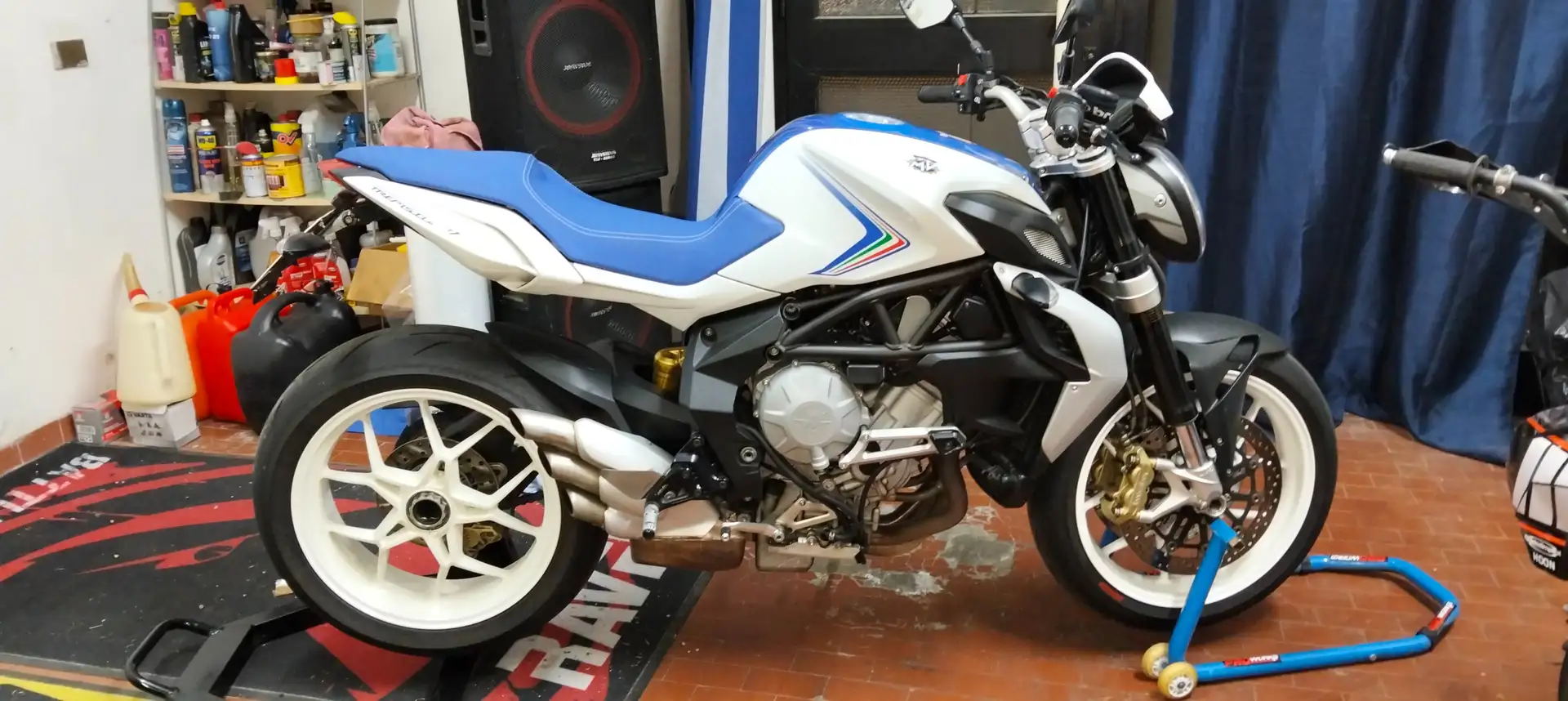 MV Agusta Brutale 800 EAS 2013 Italia Blanc - 2