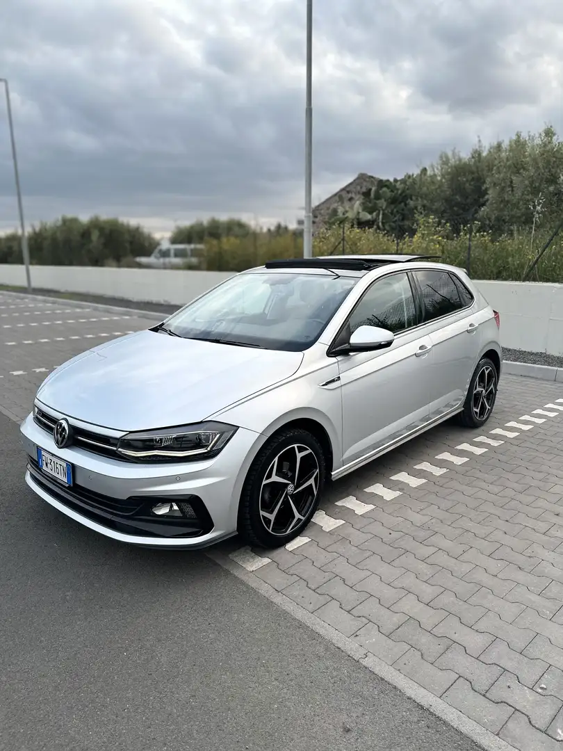 Volkswagen Polo 1.0 TSI DSG R-Line Grigio - 2