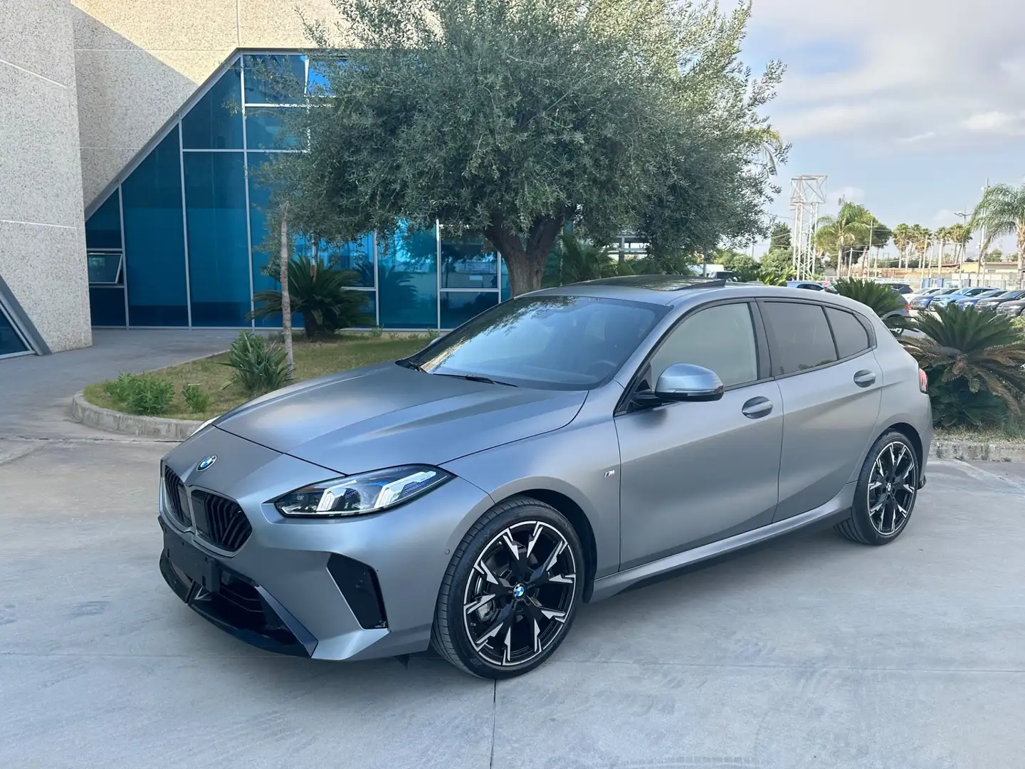BMW 118 d MSport auto possibilità noleggio no scoring Gri - 1