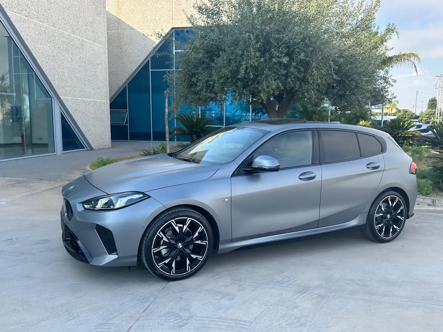 BMW 118 d MSport auto possibilità noleggio no scoring Gri - 2