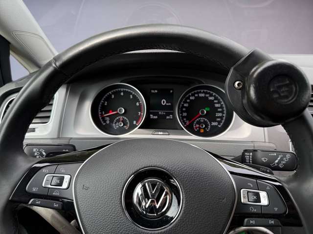 Volkswagen Golf 7 1.2 TSI DSG Comf Behindertenumbau+Ladehilfe - Bild 8