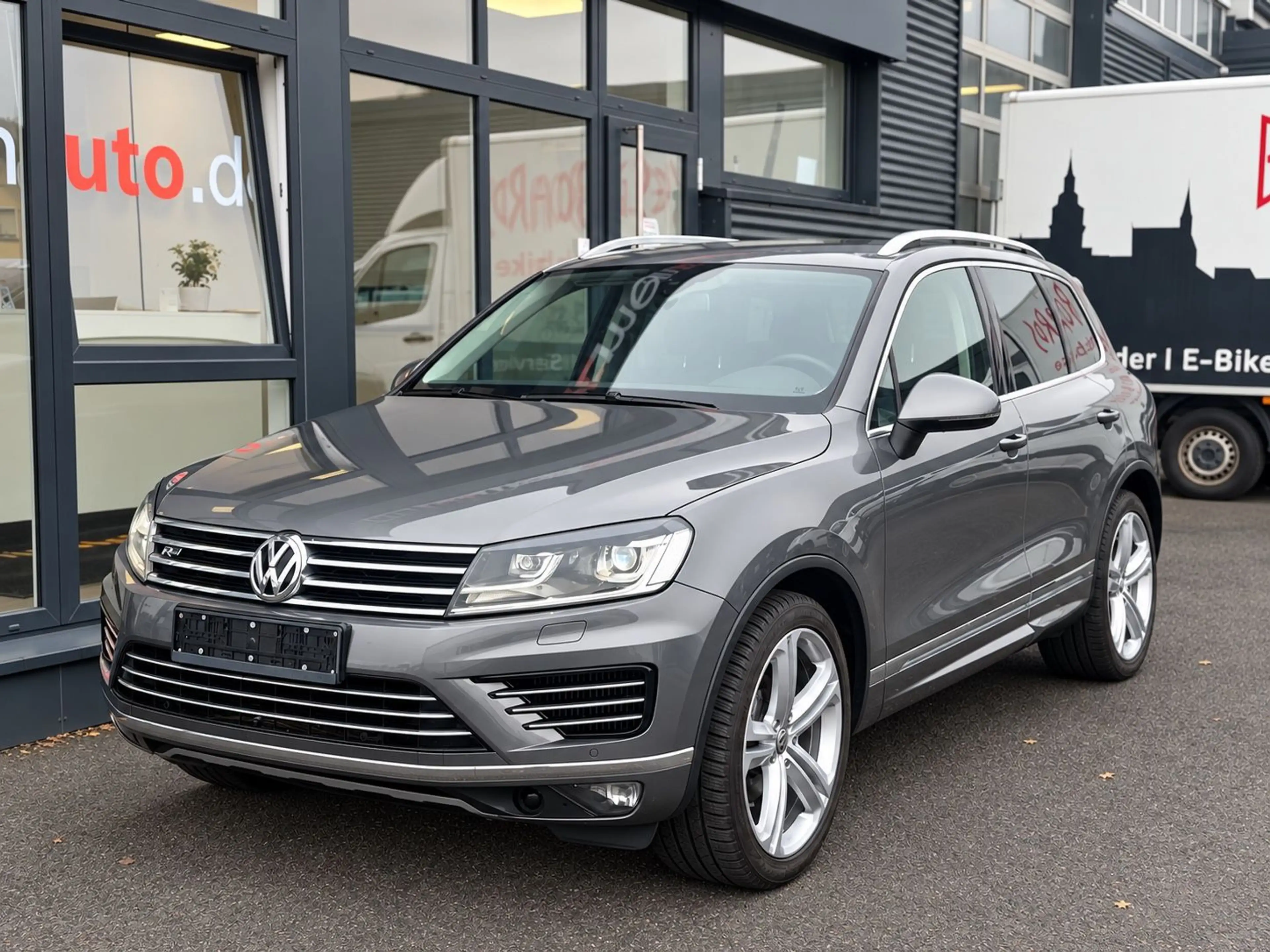 Volkswagen Touareg V6 R-Line TDI BMT 4Motion Terrain Tech R — photo 4