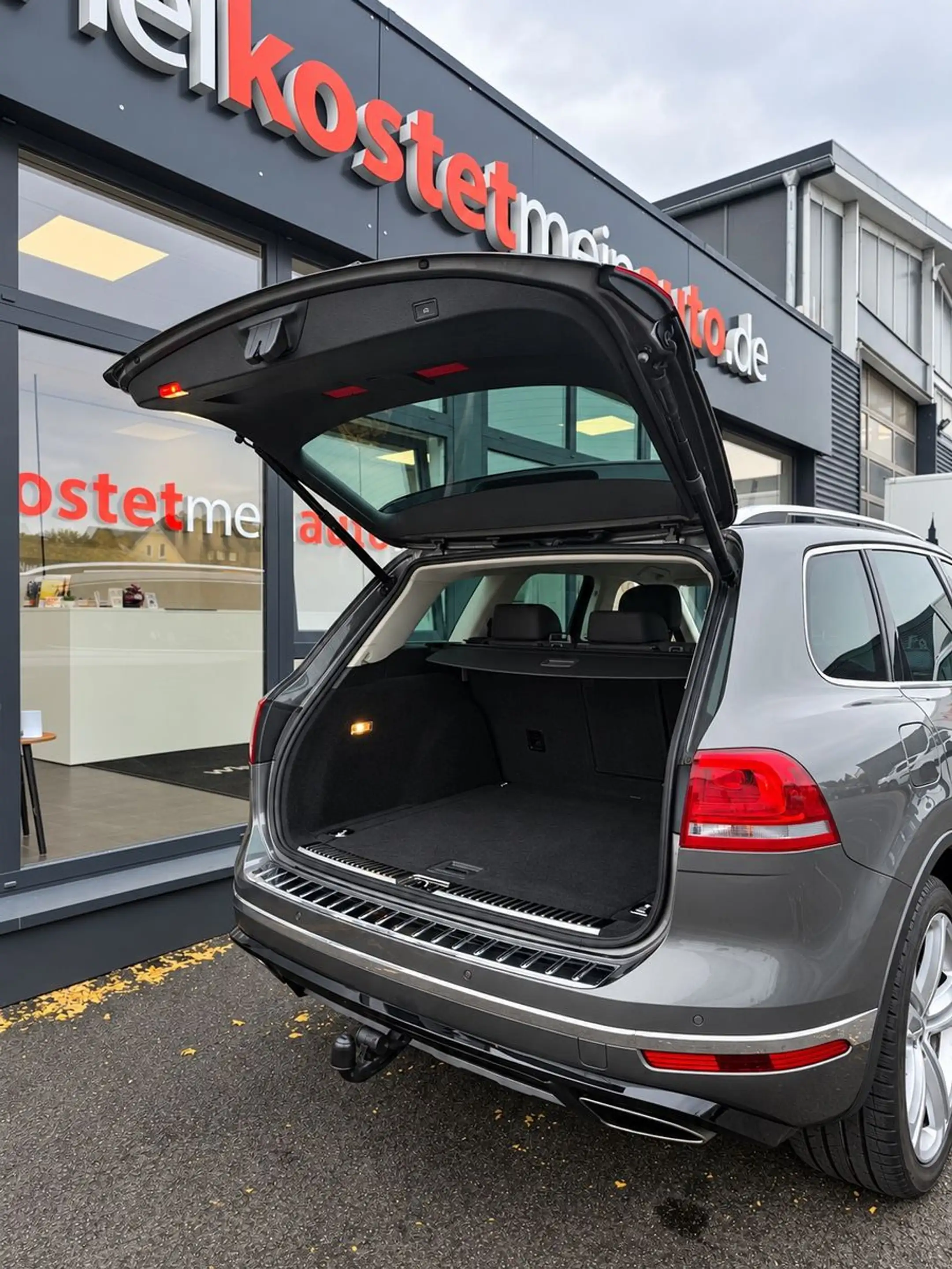 Volkswagen Touareg V6 R-Line TDI BMT 4Motion Terrain Tech R — photo 10