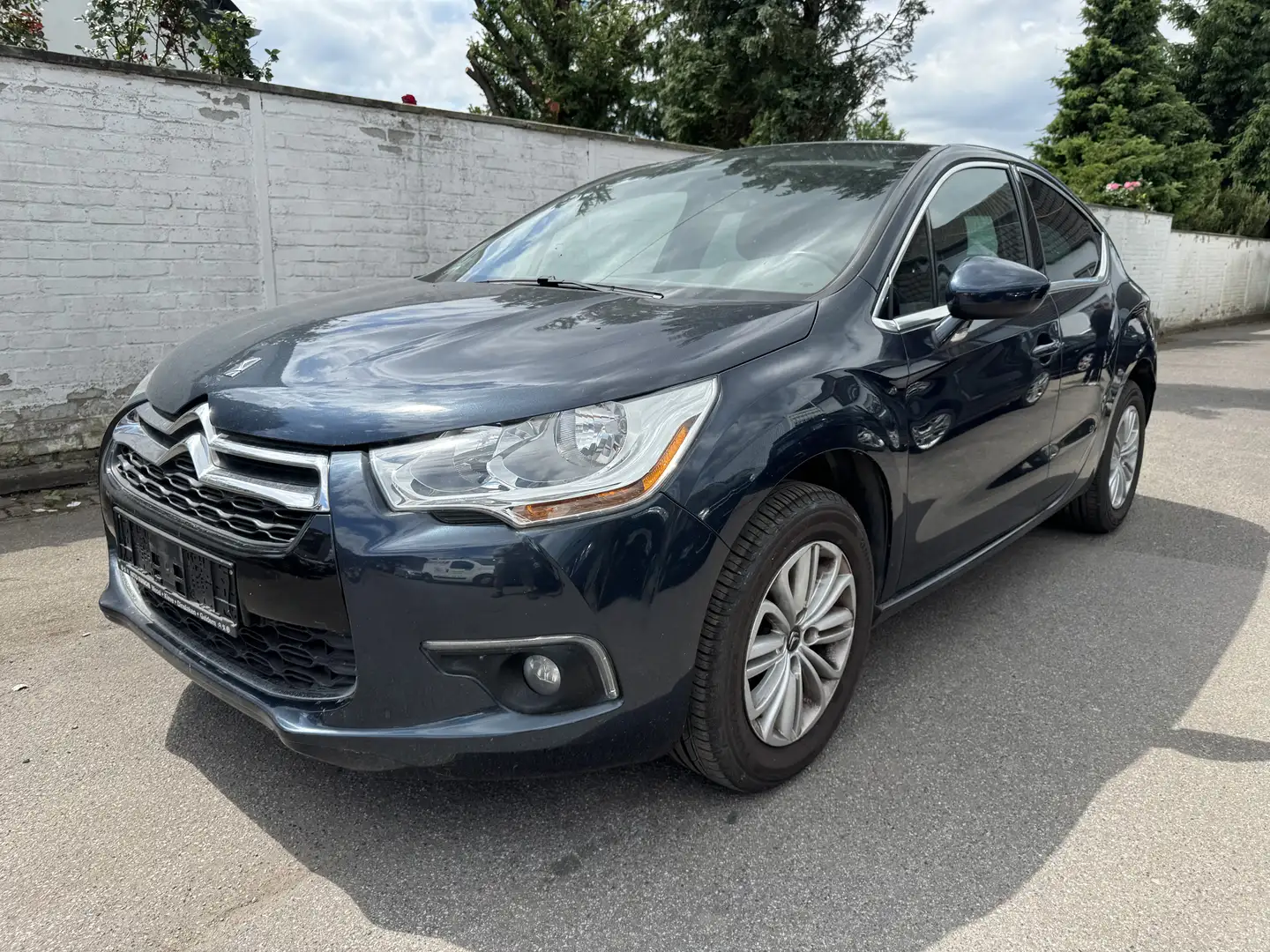 DS Automobiles DS 4 HDi 110 SoChic - 1