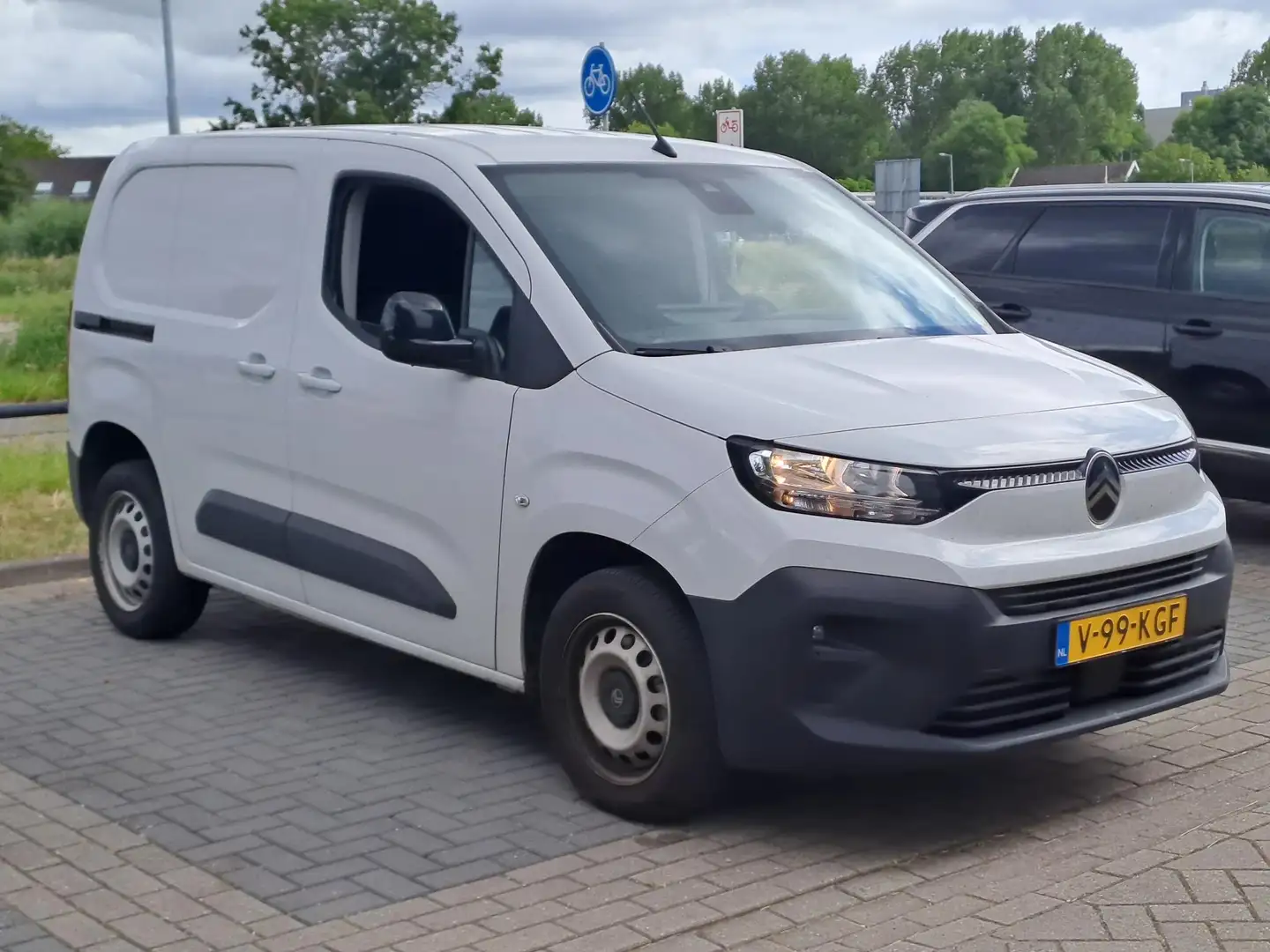 Citroen Berlingo 1.5 BlueHDi 130 EAT8 S&S L1 Citroen Berlingo - 2