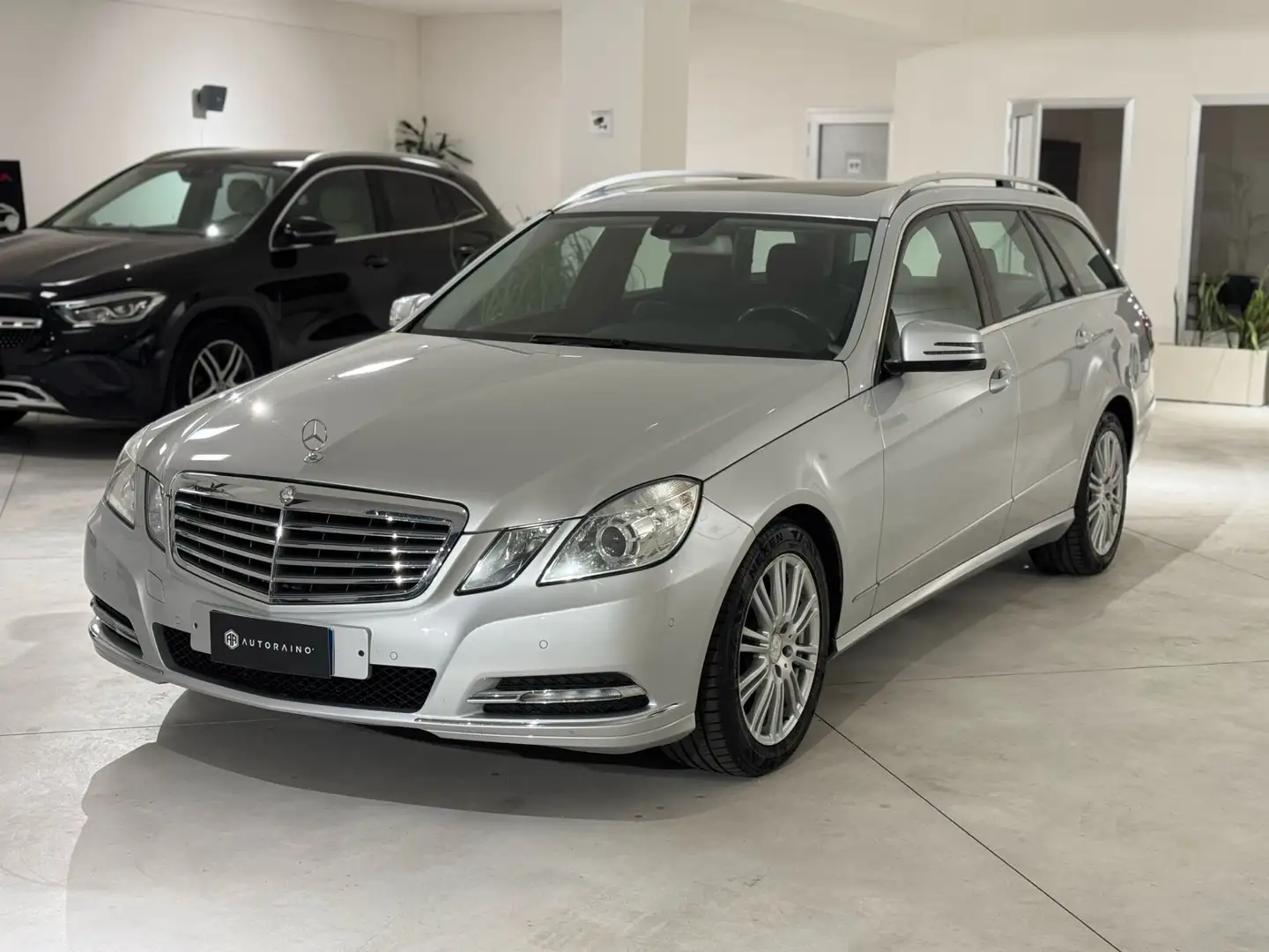 Mercedes-Benz E 220 E 220 CDI S.W. BlueEFFICIENCY Elegance Argento - 2
